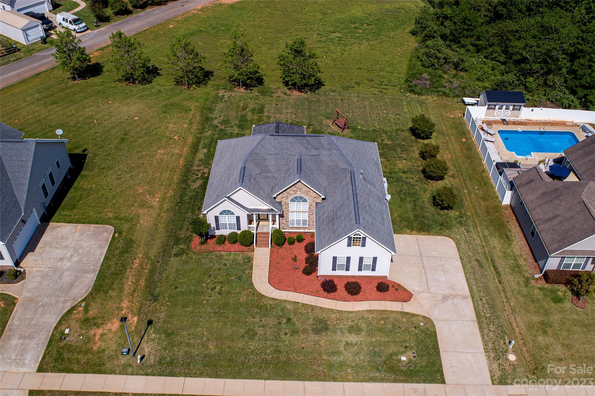 StoneRidge Lakes - Residential