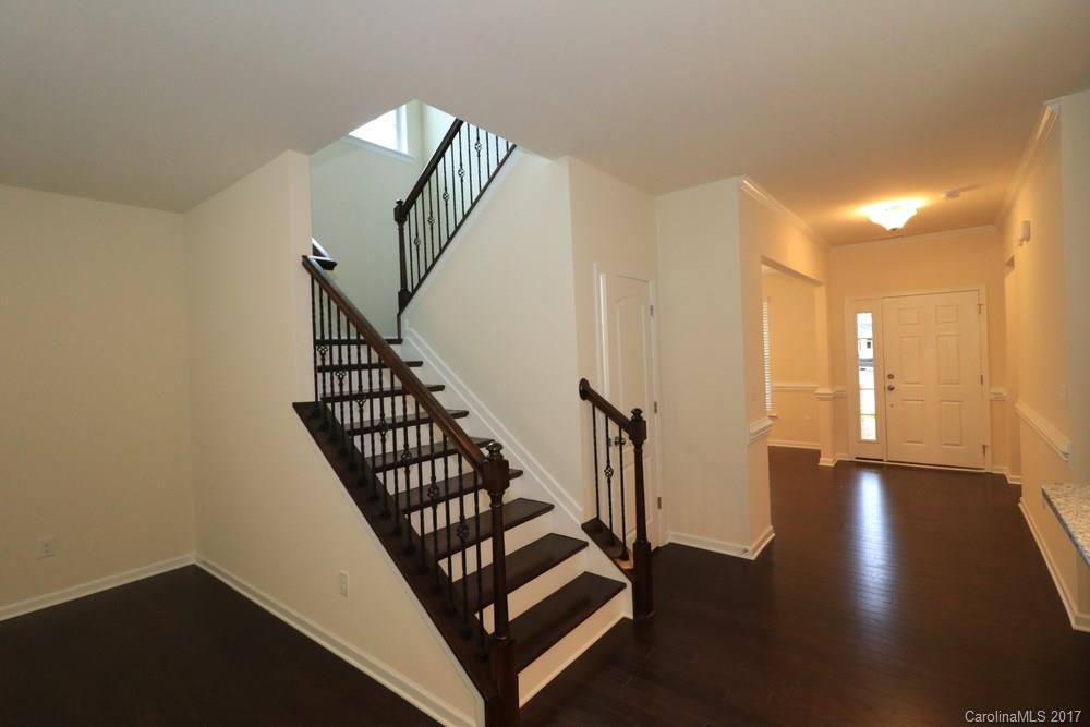 Hawks Creek - Residential