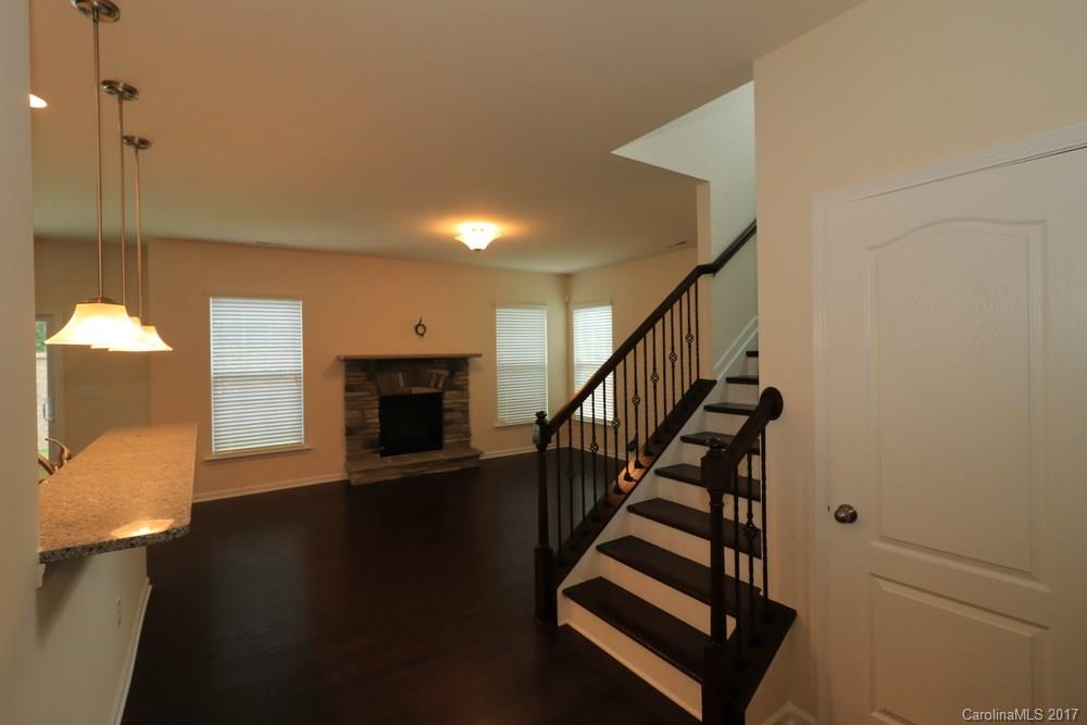 Hawks Creek - Residential