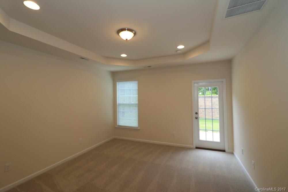 Hawks Creek - Residential