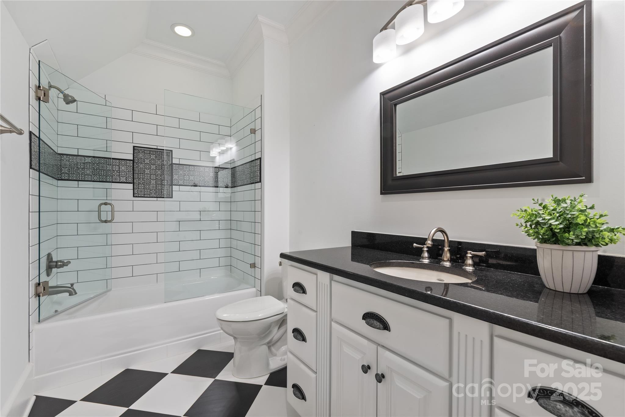 Chatelaine - Residential