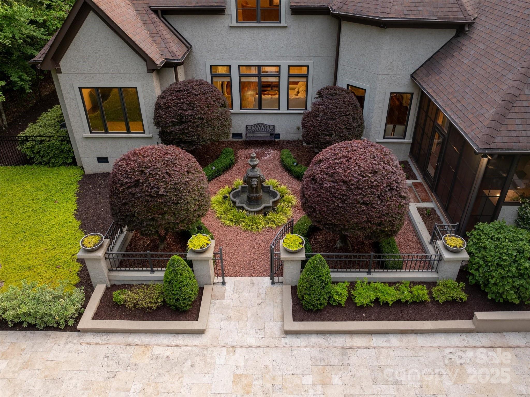 405 Gladelynn Way