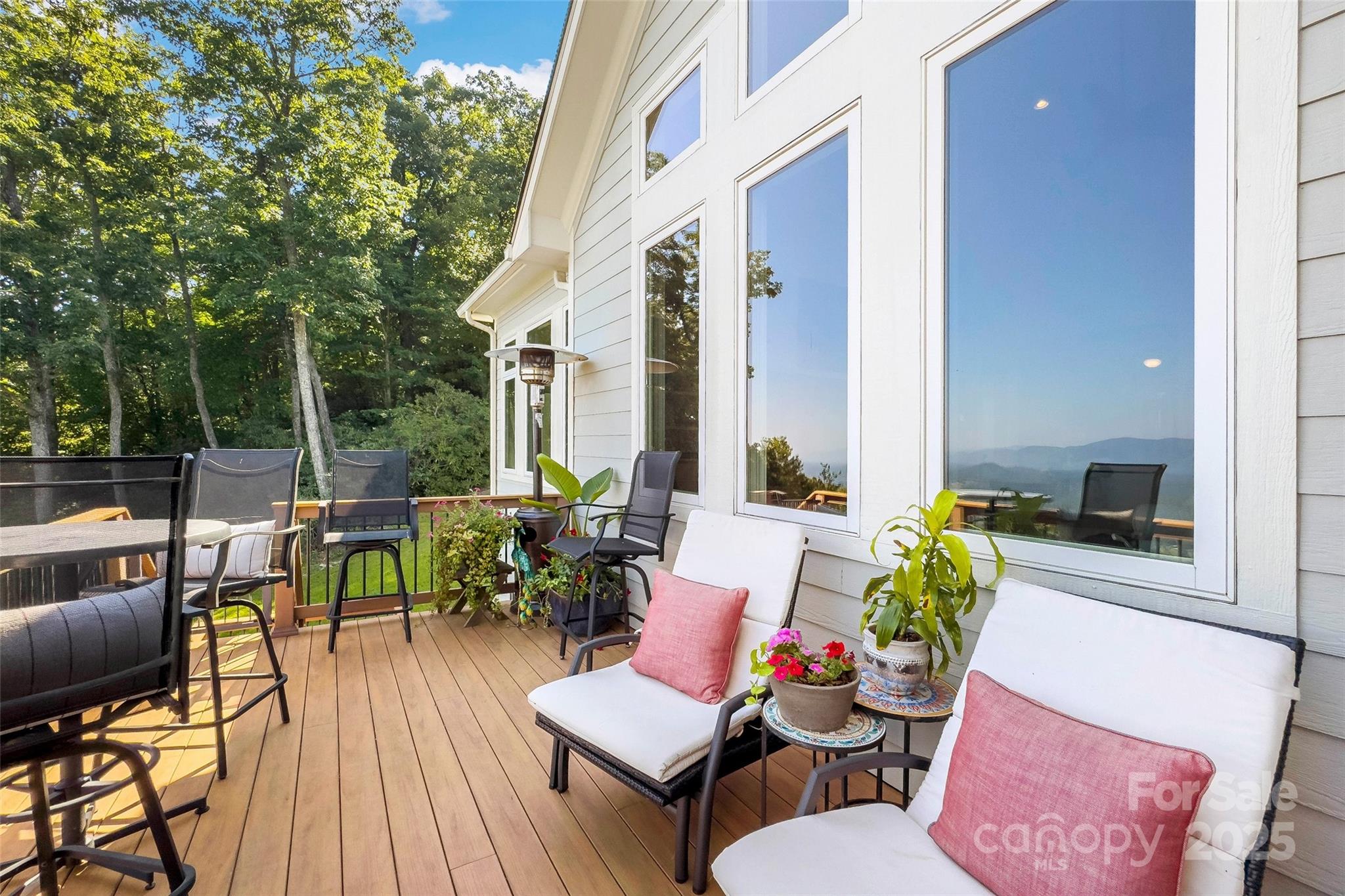 Gateway Mountain - Residential