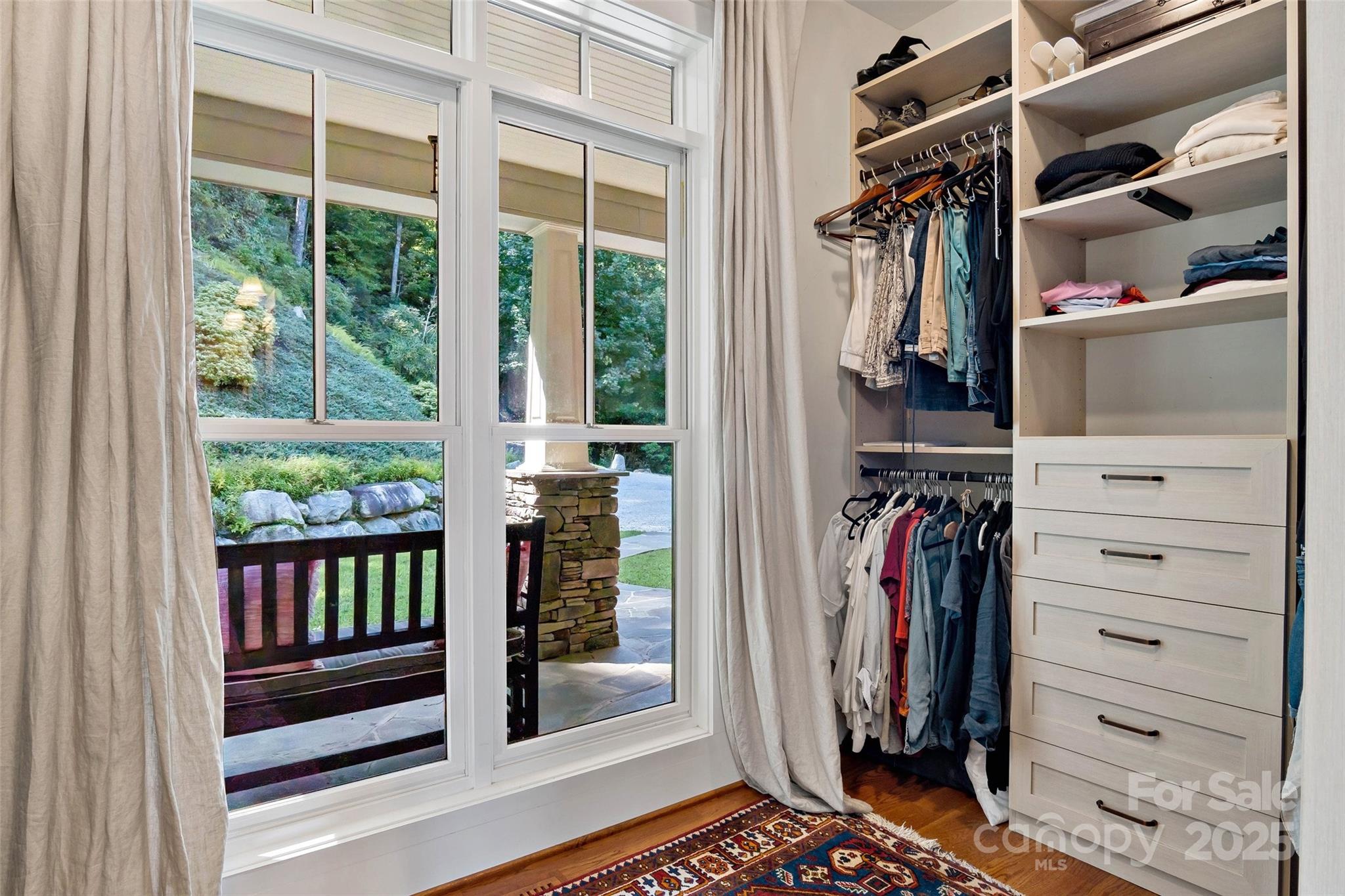 Gateway Mountain - Residential