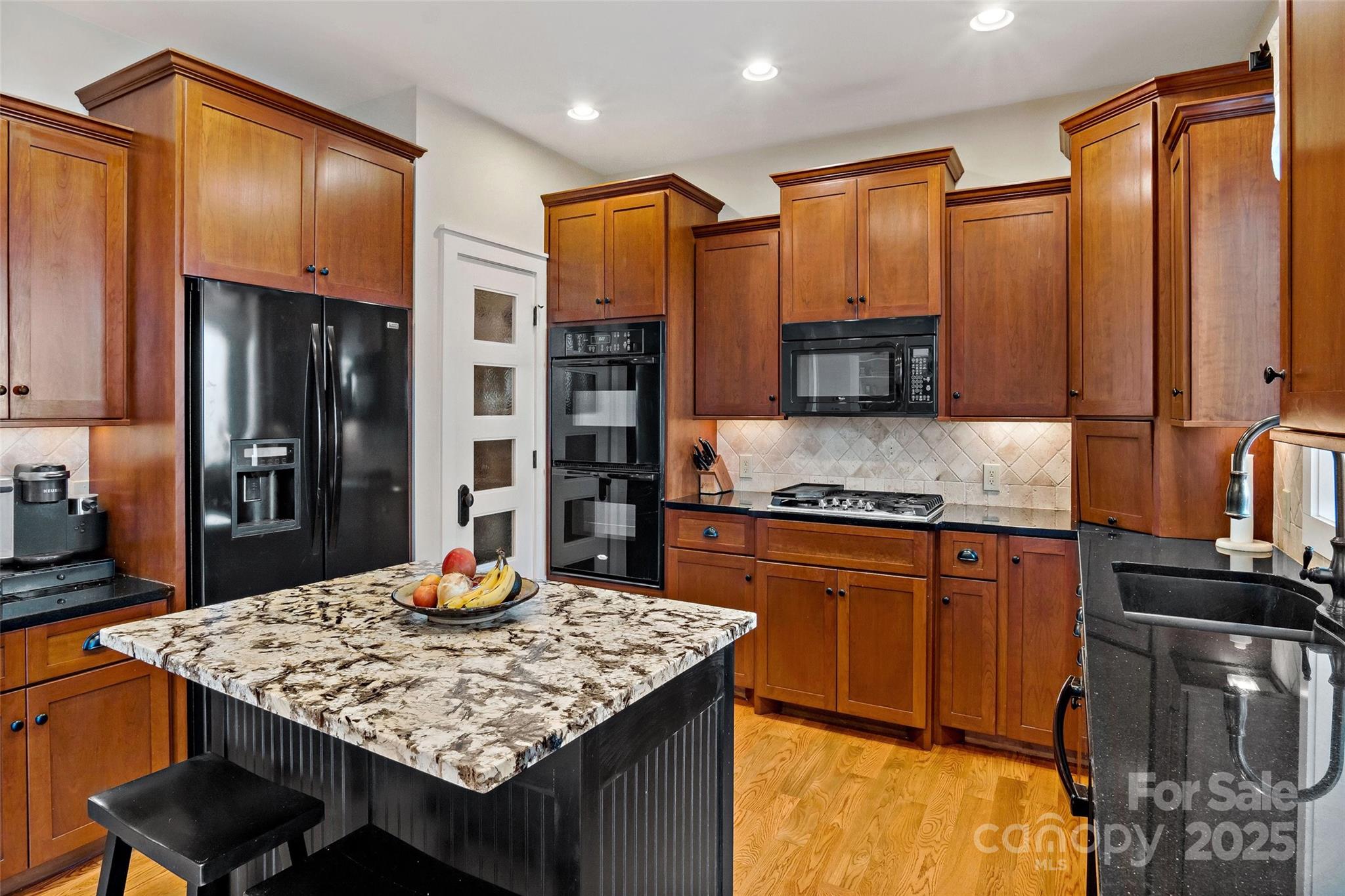 Gateway Mountain - Residential