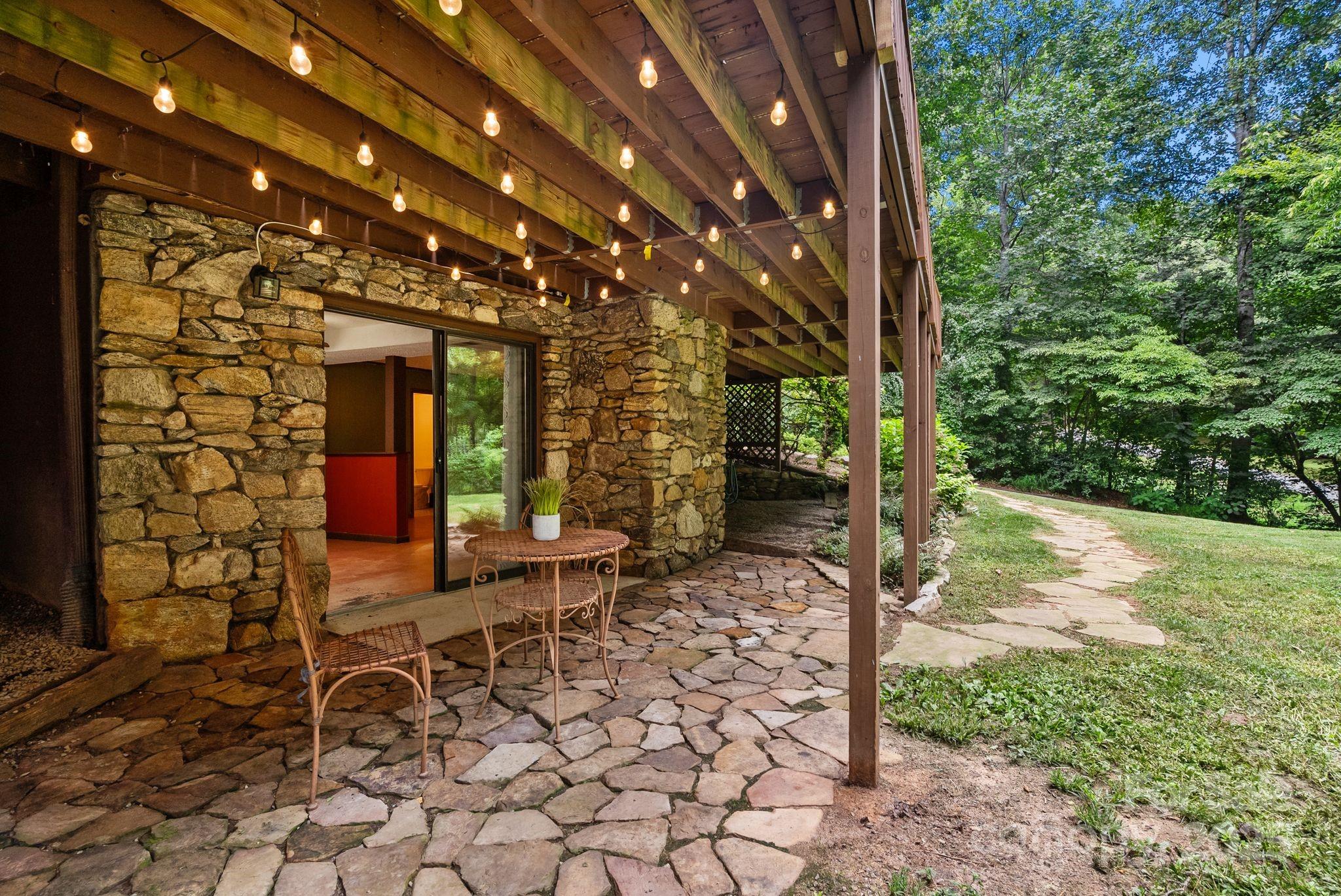 19 Mountain Brook Drive
