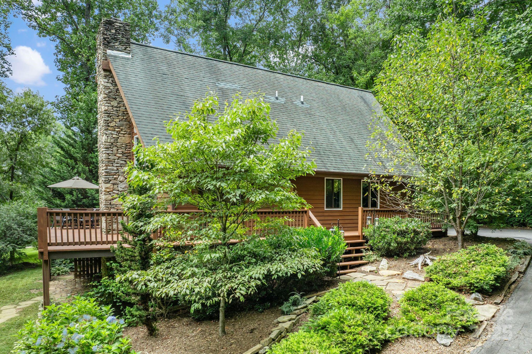 19 Mountain Brook Drive