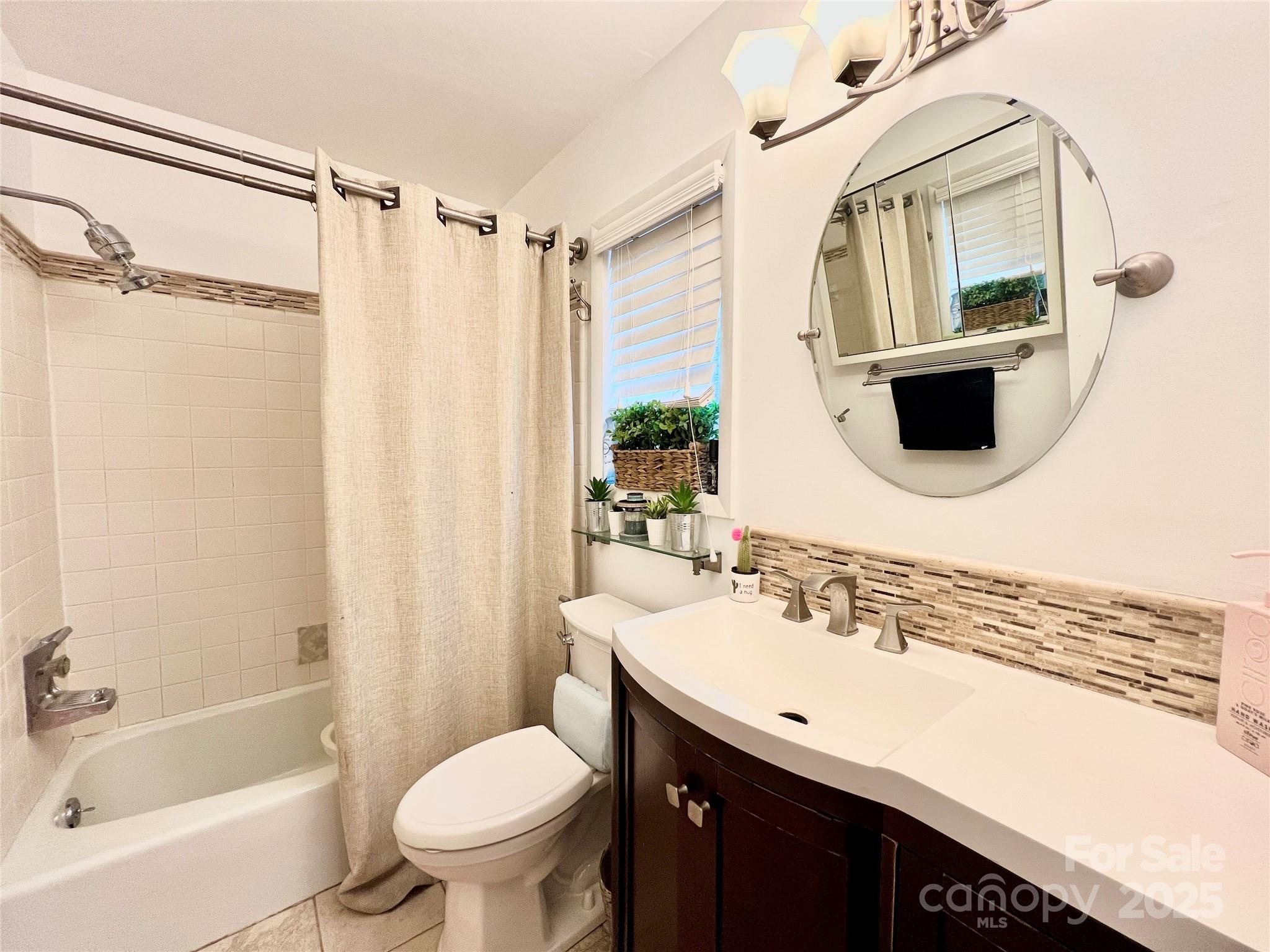 Tega Cay - Residential