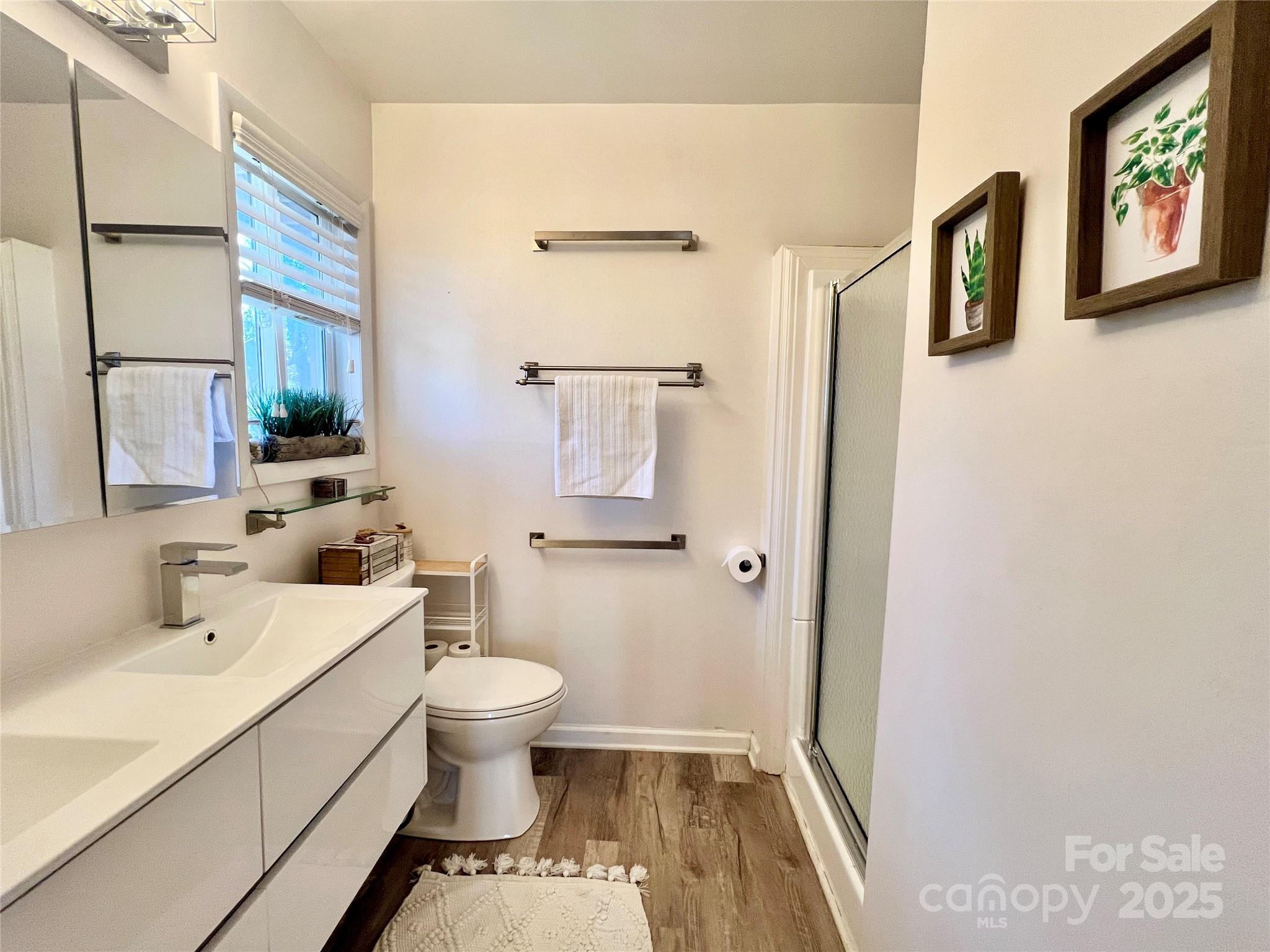 Tega Cay - Residential