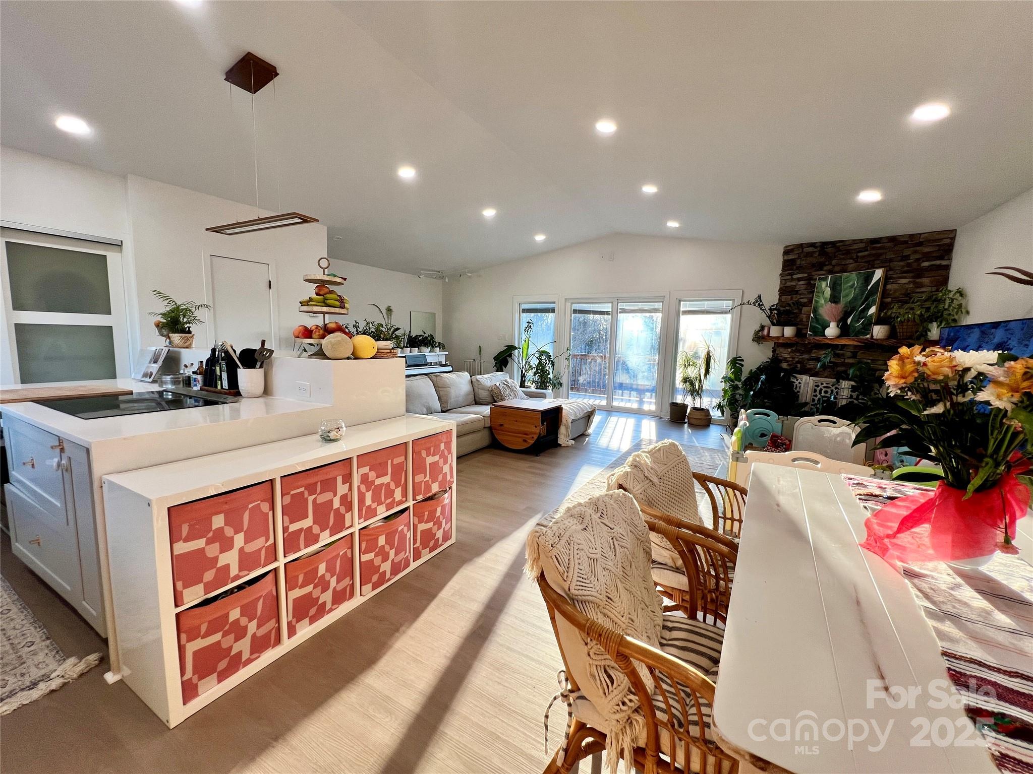 Tega Cay - Residential