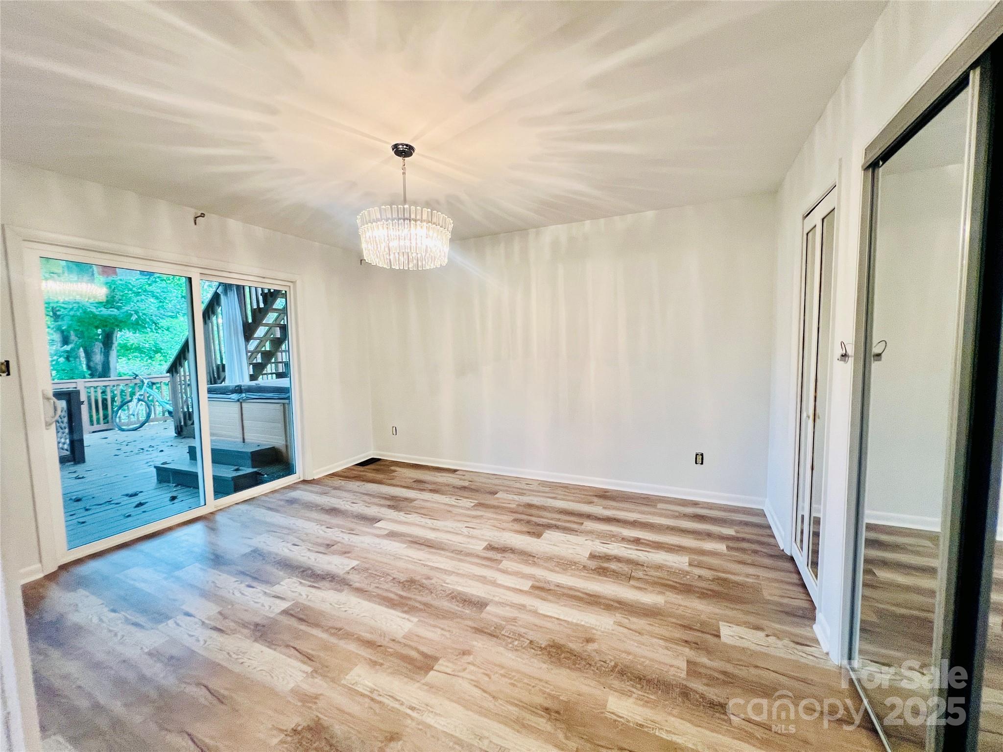 Tega Cay - Residential