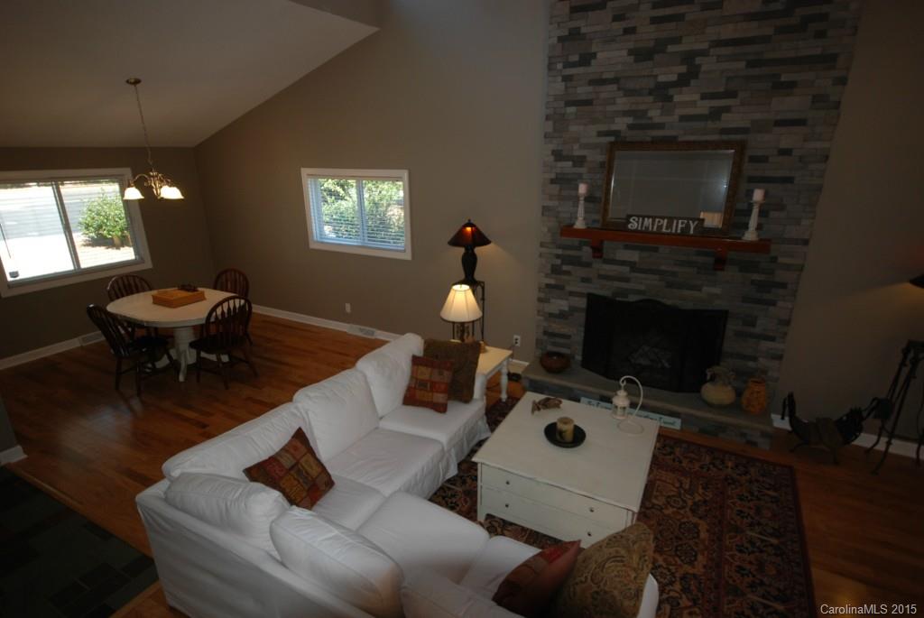 Tega Cay - Residential