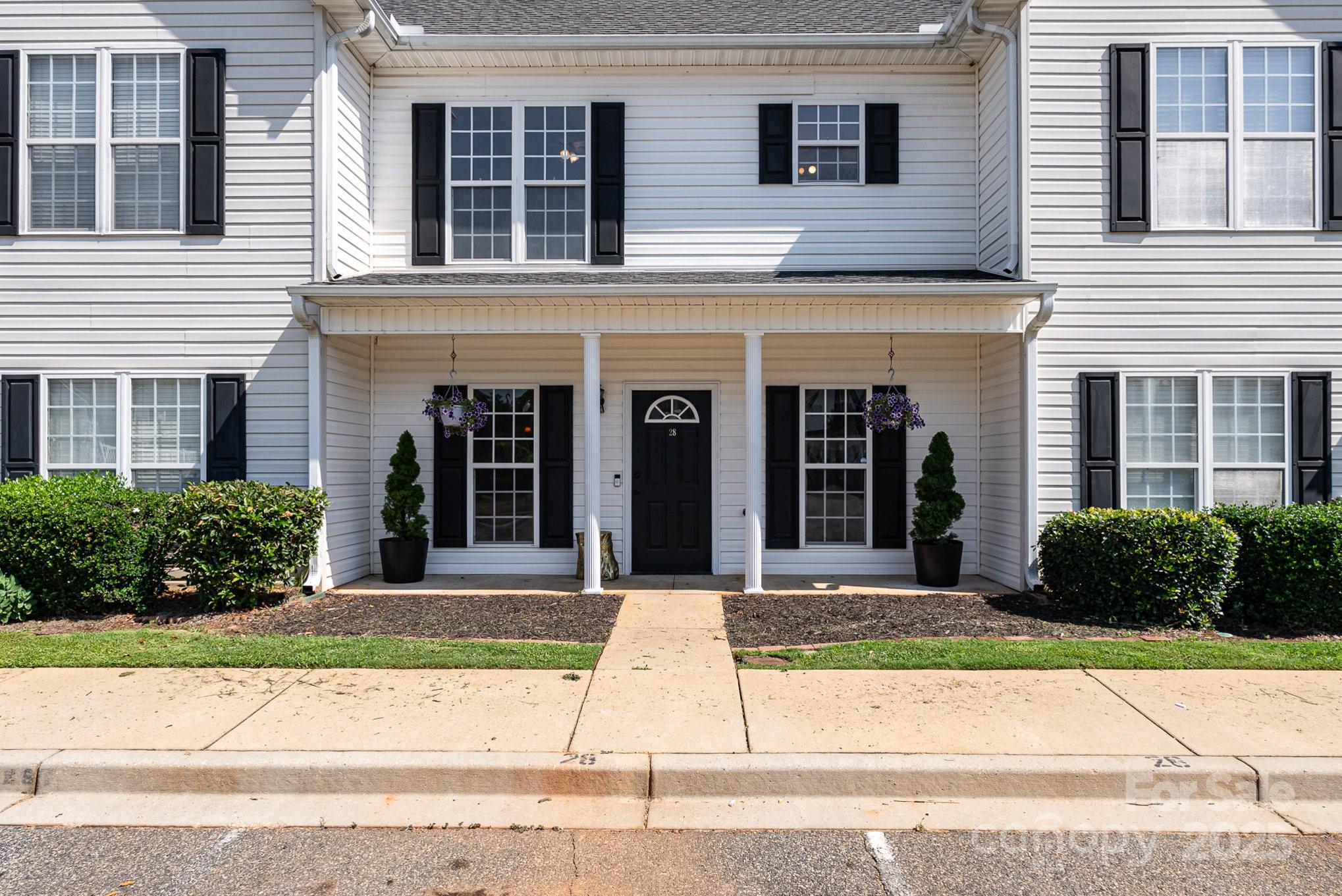 28 Ridgestone Circle
