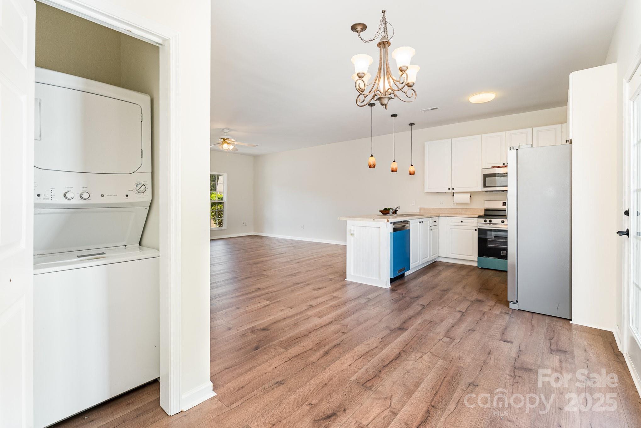 Summer Stone Townes - Residential