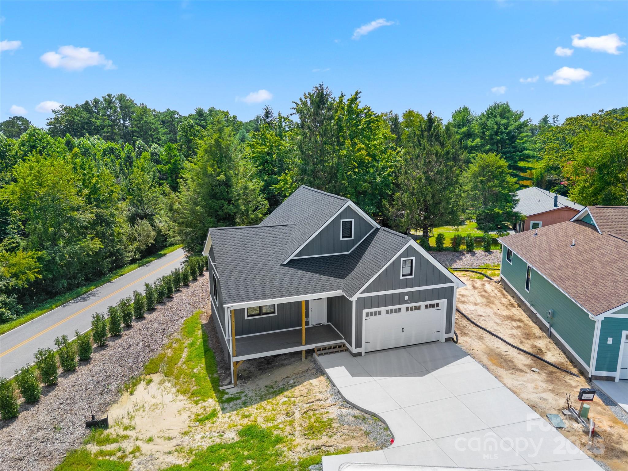 30 Olde Oak Court