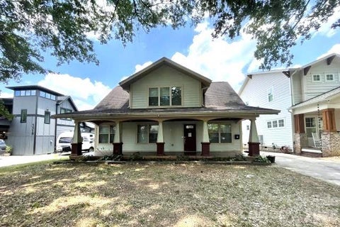 Photo of 1512 Ivey Drive, Charlotte, NC 28205 (MLS # 4392958)