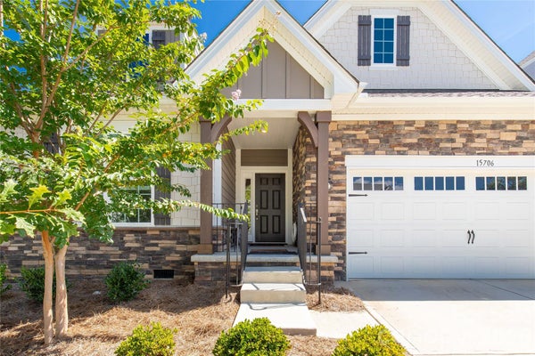 15706 AVIARY ORCHARD WAY, CHARLOTTE, NC 28278 - Image 5531275d117f5d4e8976d288b6607af4/1134129409