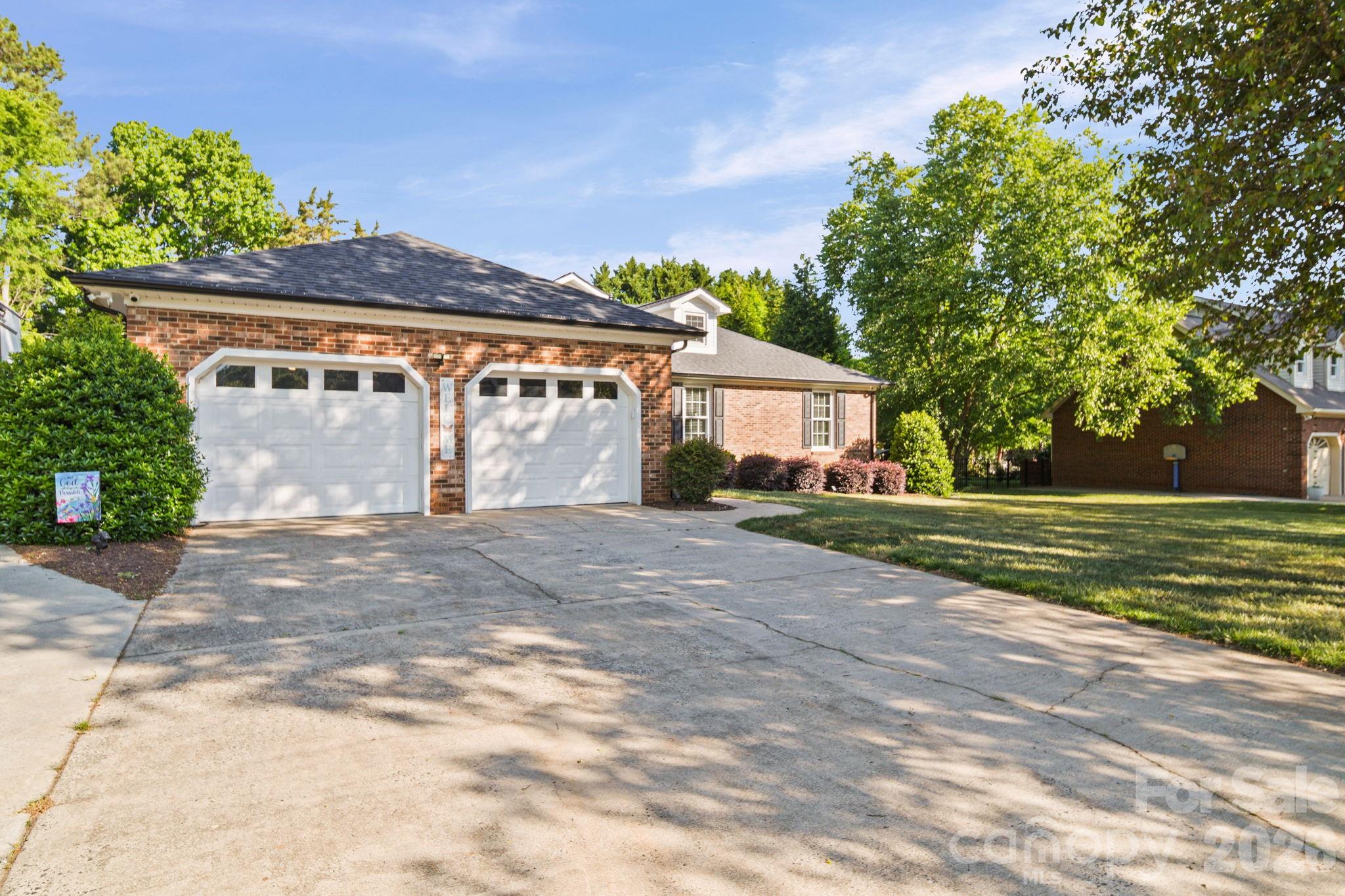 2200 Wynbourne Drive