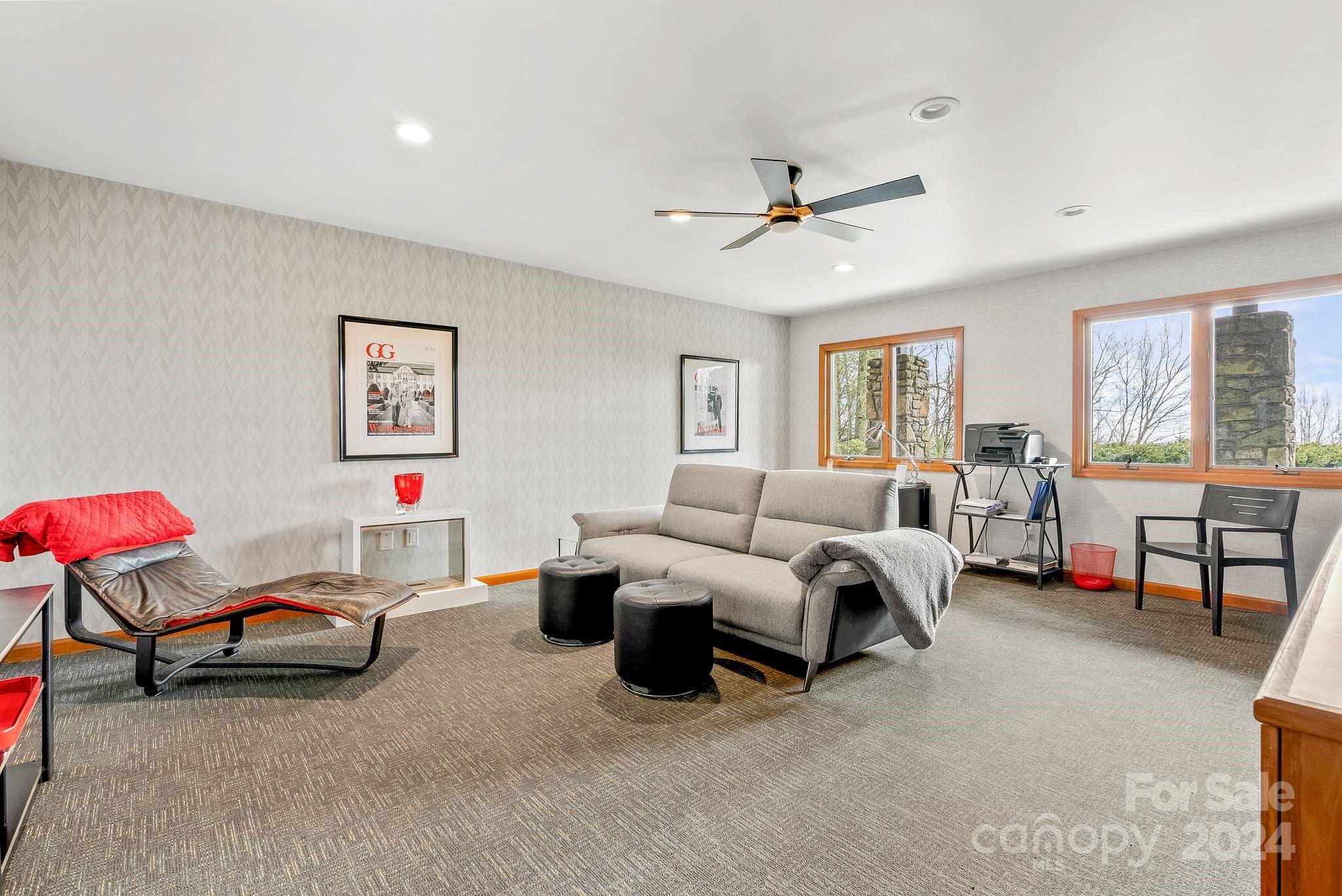 Mountain Meadows - Residential