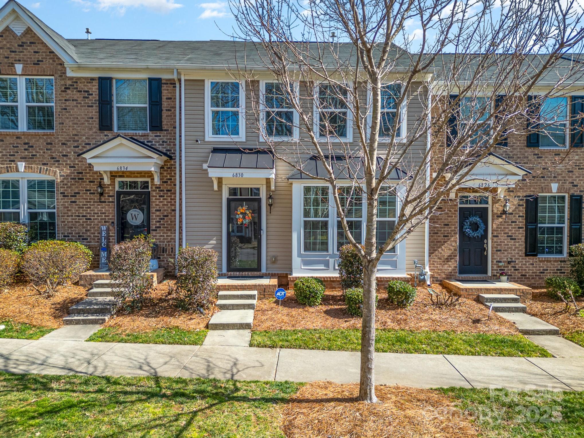 6830 Colonial Garden Drive