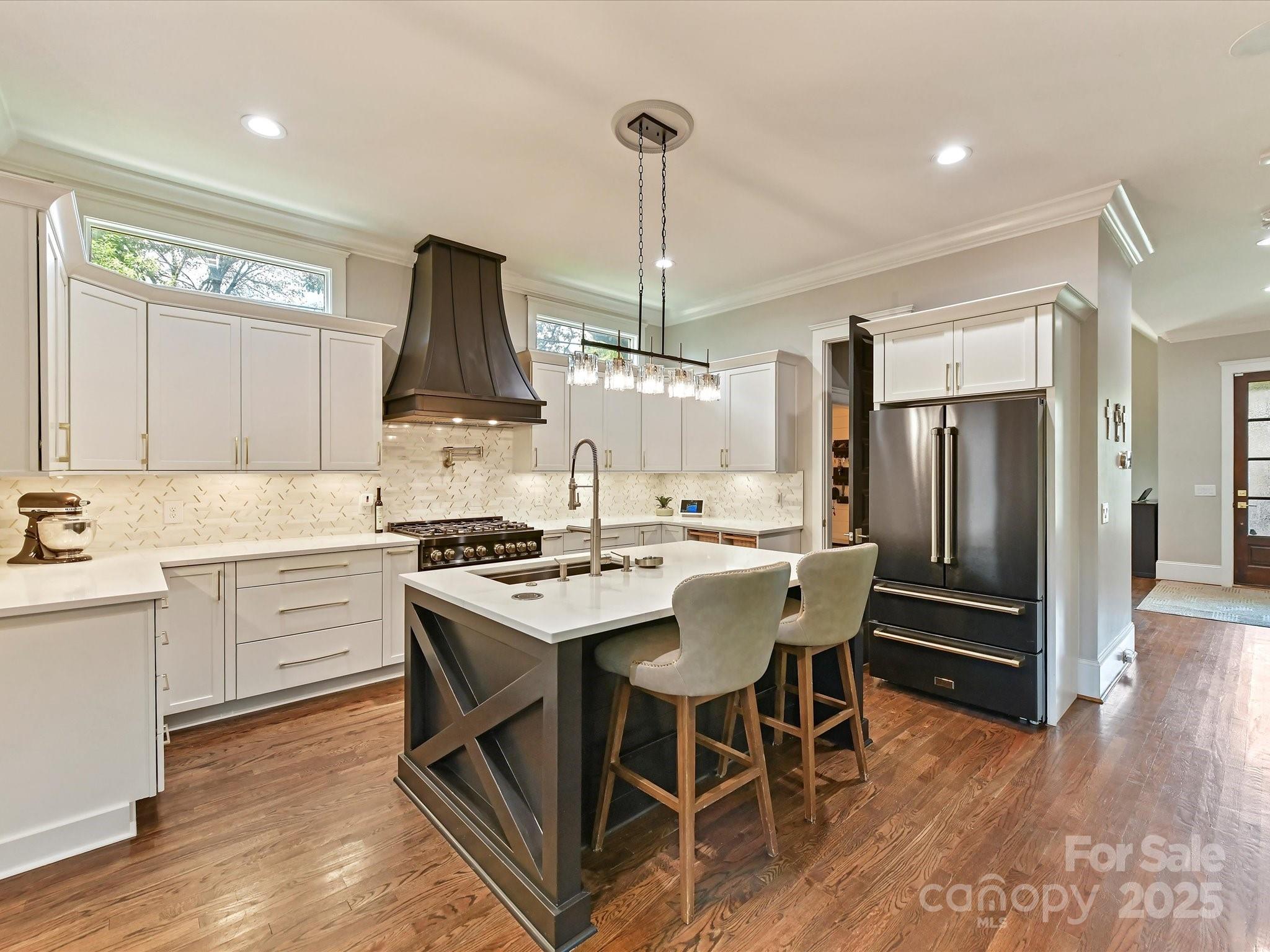 Elizabeth - Residential