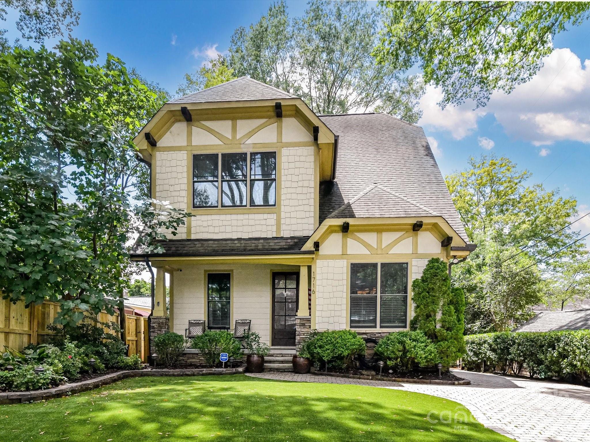 Elizabeth - Residential