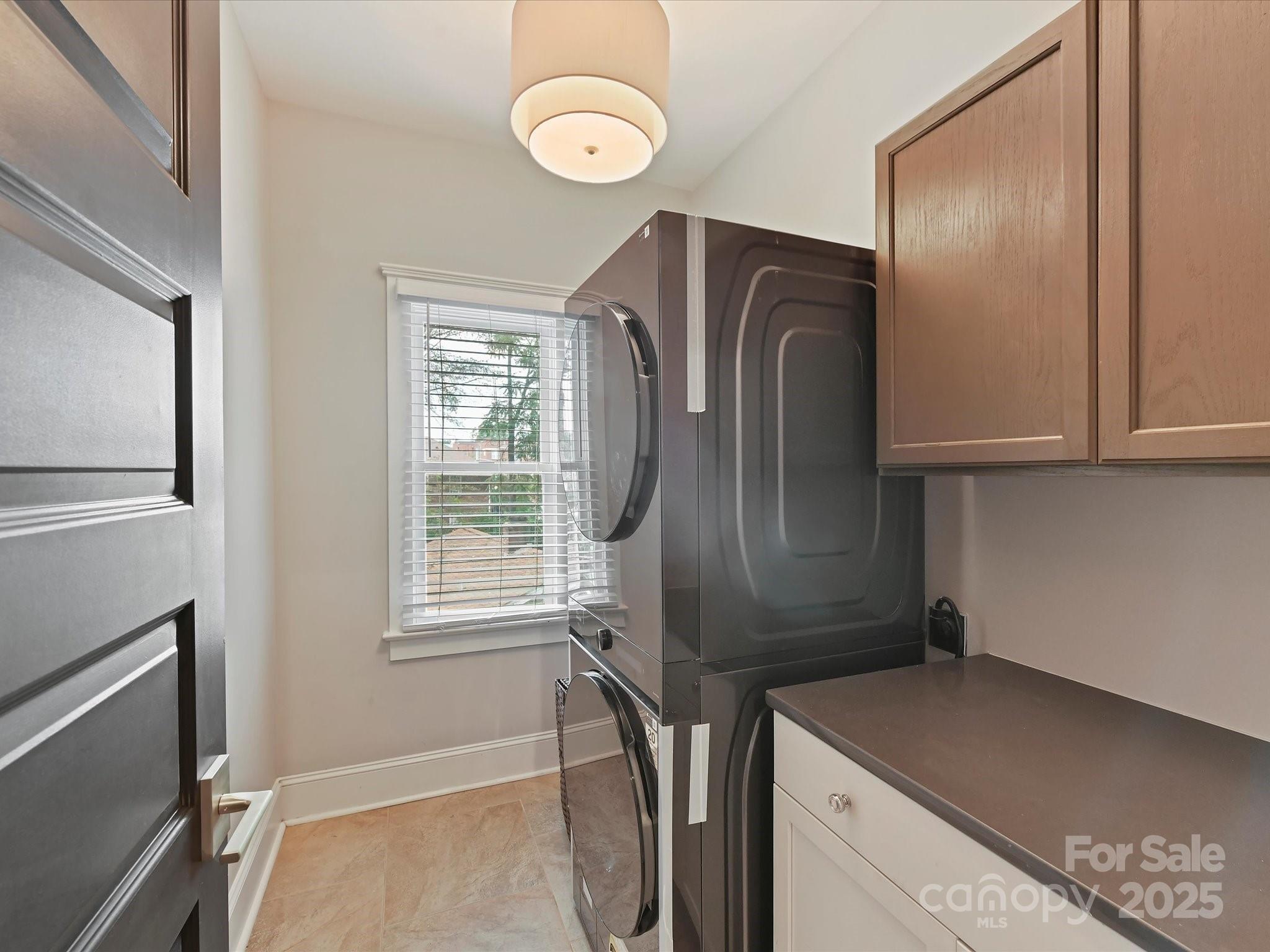 Elizabeth - Residential