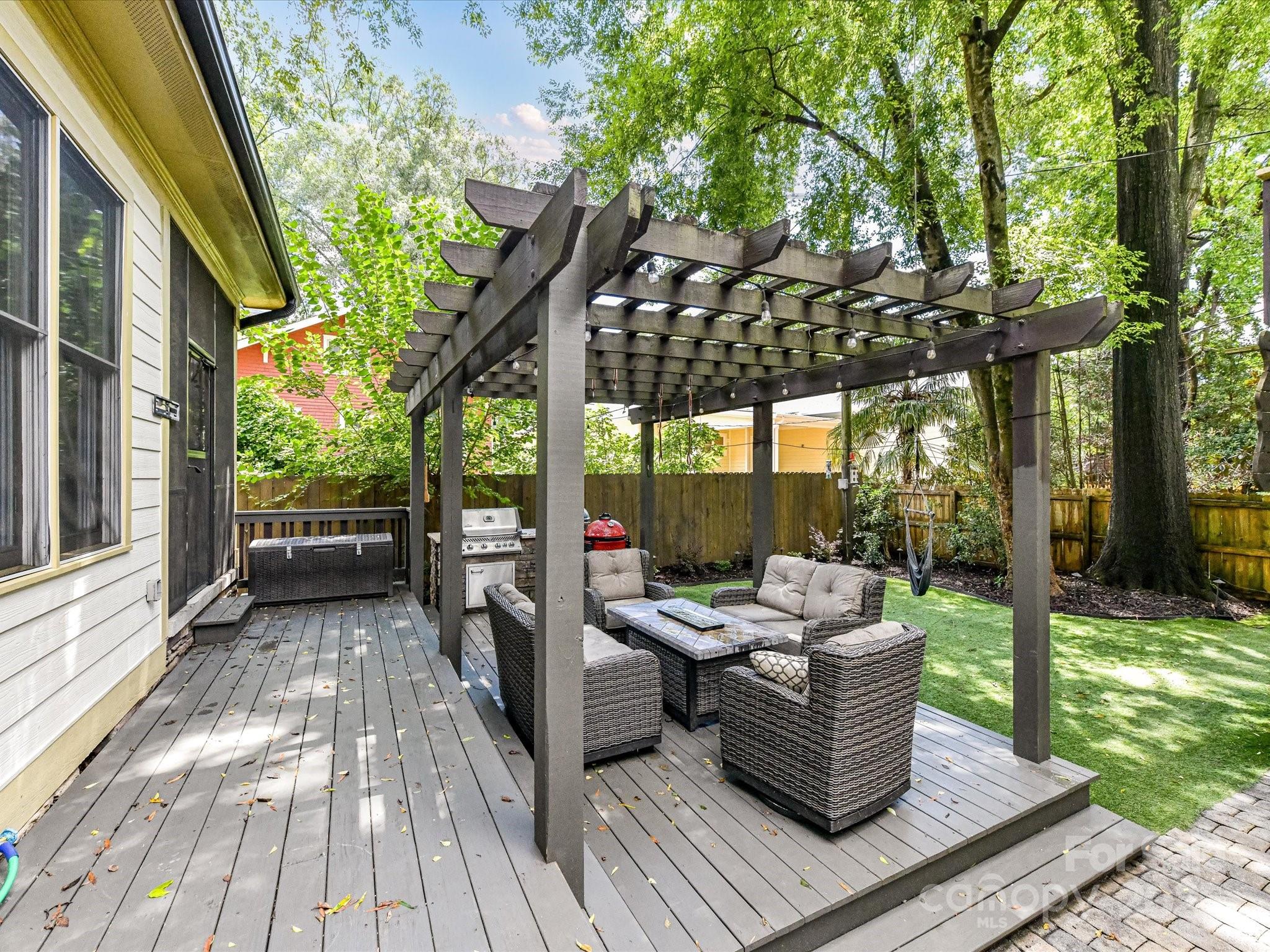 Elizabeth - Residential