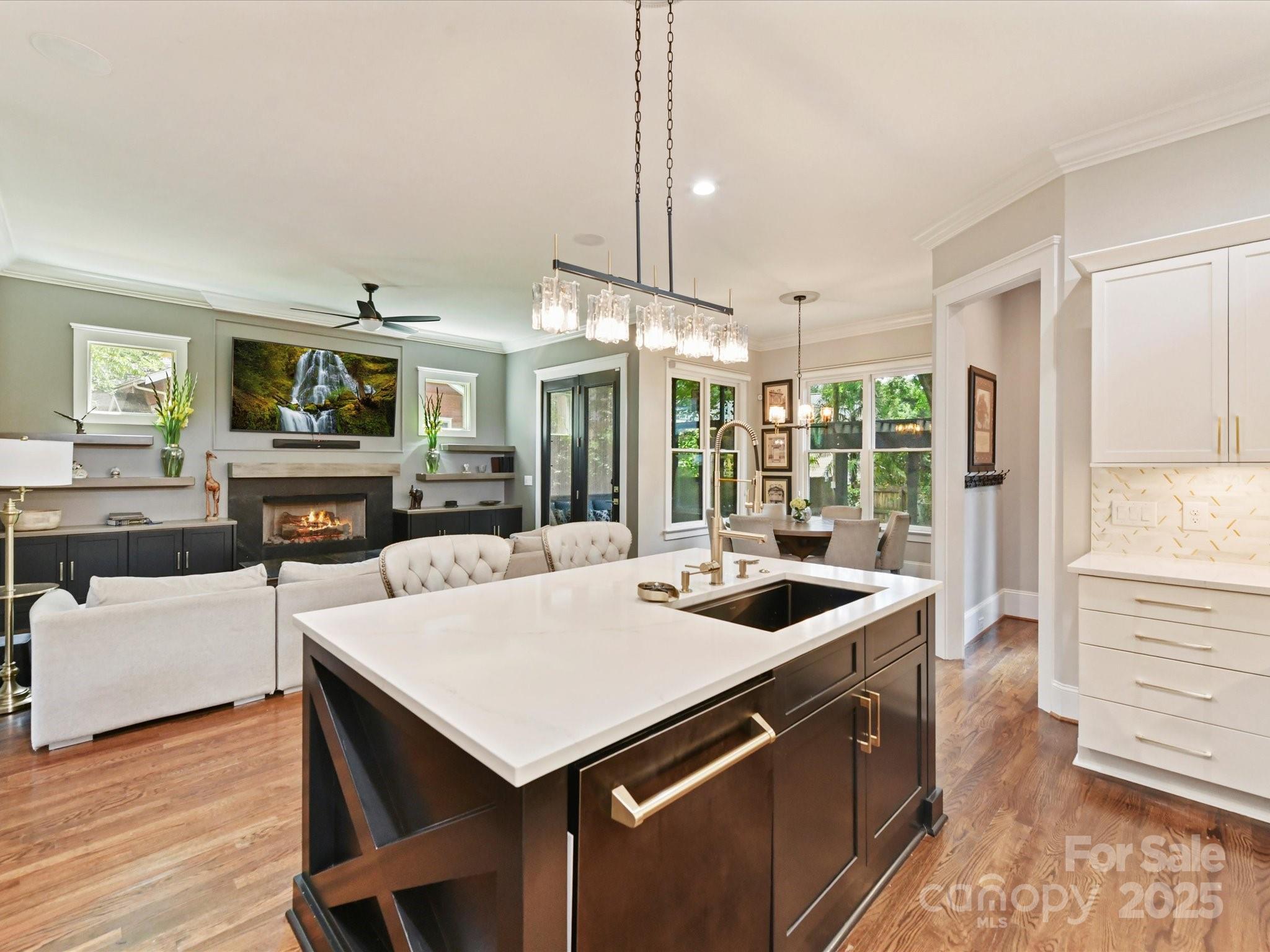 Elizabeth - Residential