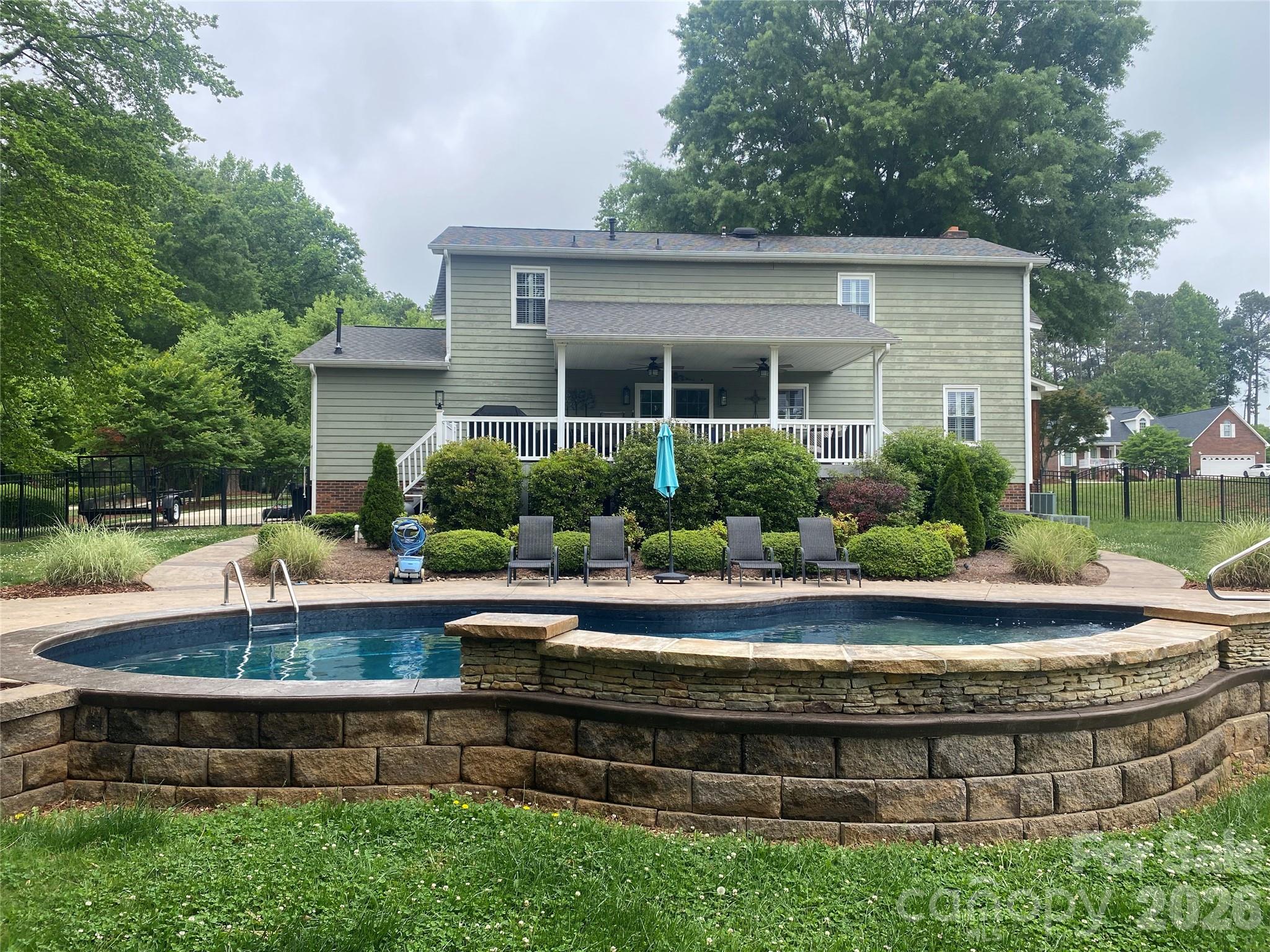 Huntington Farms - Residential