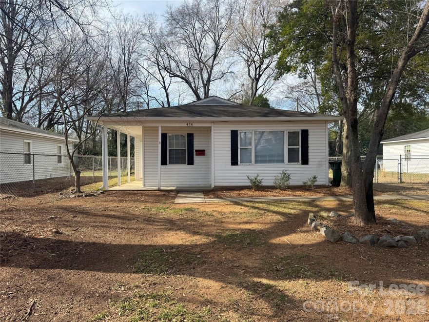 ***RENT SPECIAL--$500 OFF FIRST MONTH RENT FOR APPROVED APPLICATIONS WITH A 4/1/2026 MOVE-IN DATE*** Must-see adorable 3-bedroom, 1-bath home in a prime location! Conveniently situated near Uptown, NoDa, and South End, this home offers easy access to shopping, dining, and entertainment. Enjoy the convenience of being within walking distance to the light rail and just minutes from I-277 and popular restaurants. Perfect for comfortable living with unbeatable connectivity to the city.