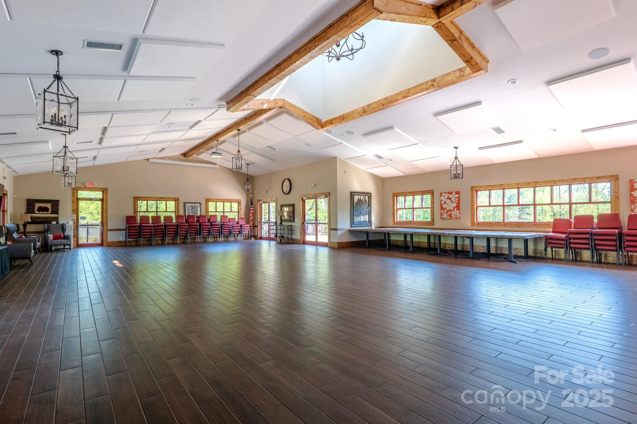 Tree Tops - Residential