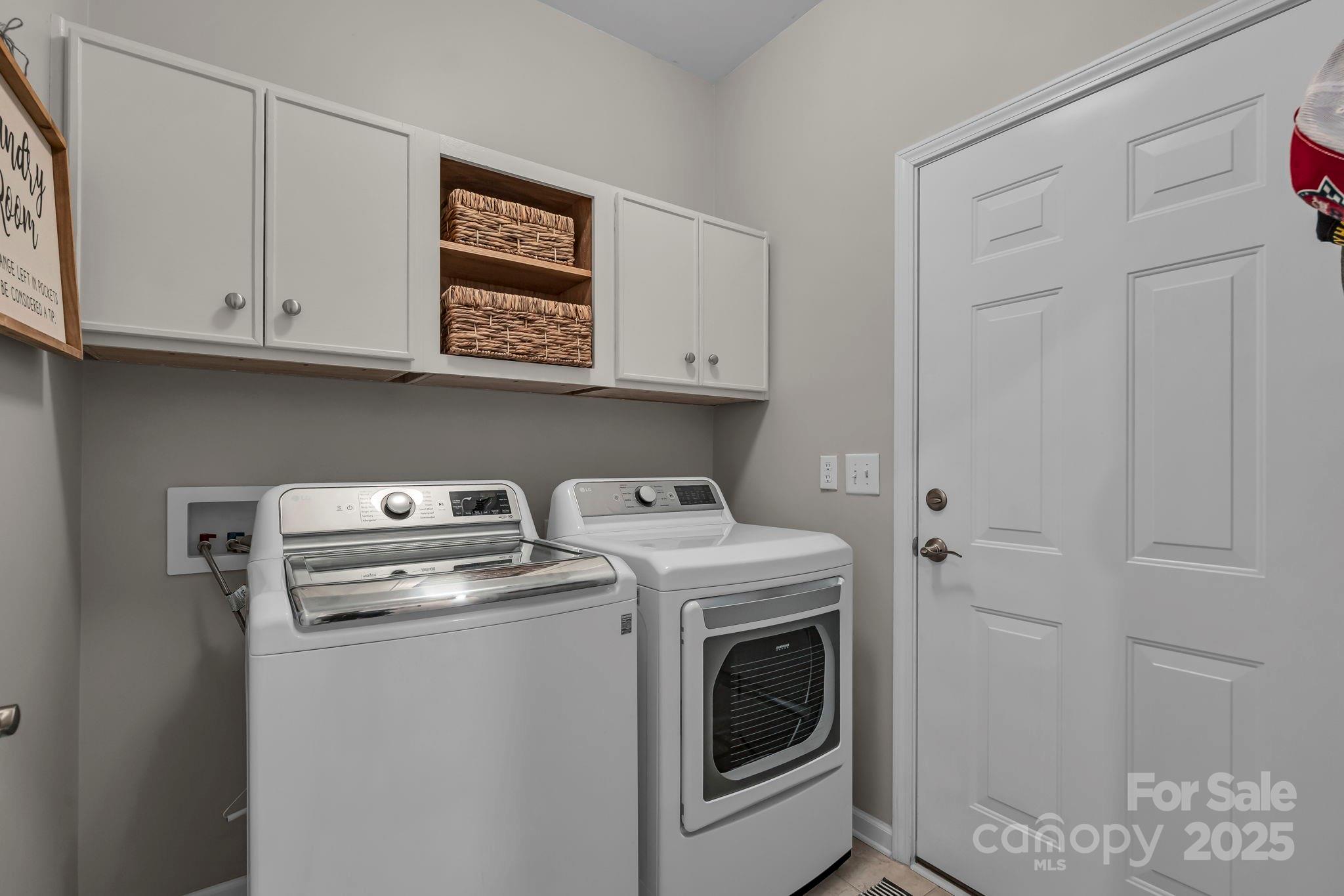 Tree Tops - Residential