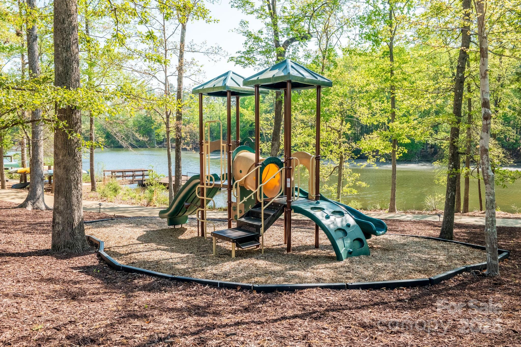 Tree Tops - Residential