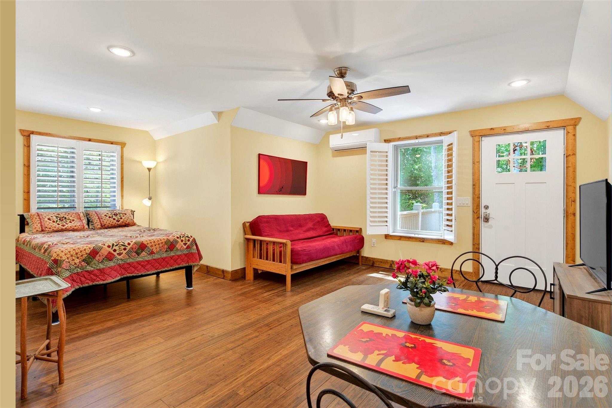 Henrys Glen - Residential