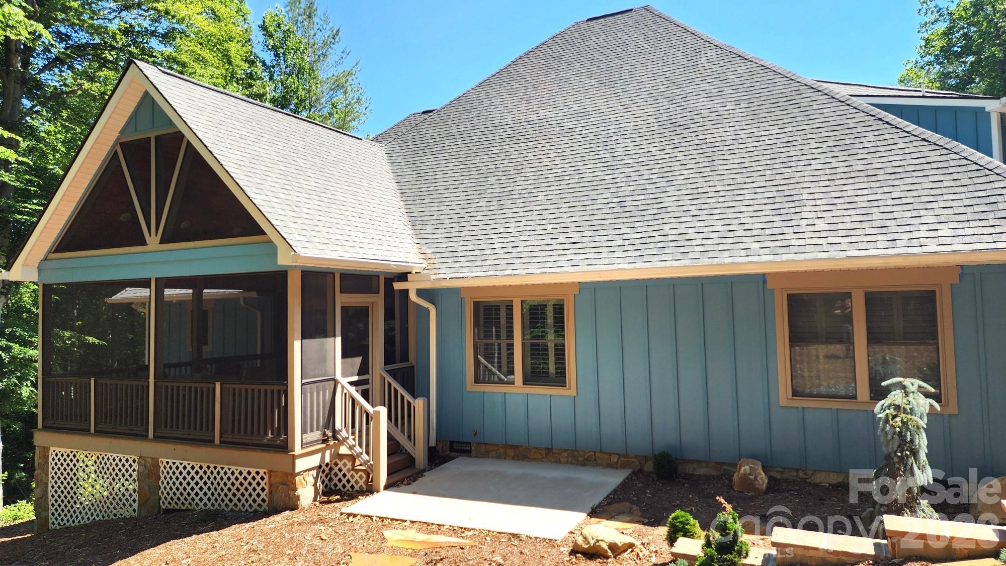 Henrys Glen - Residential