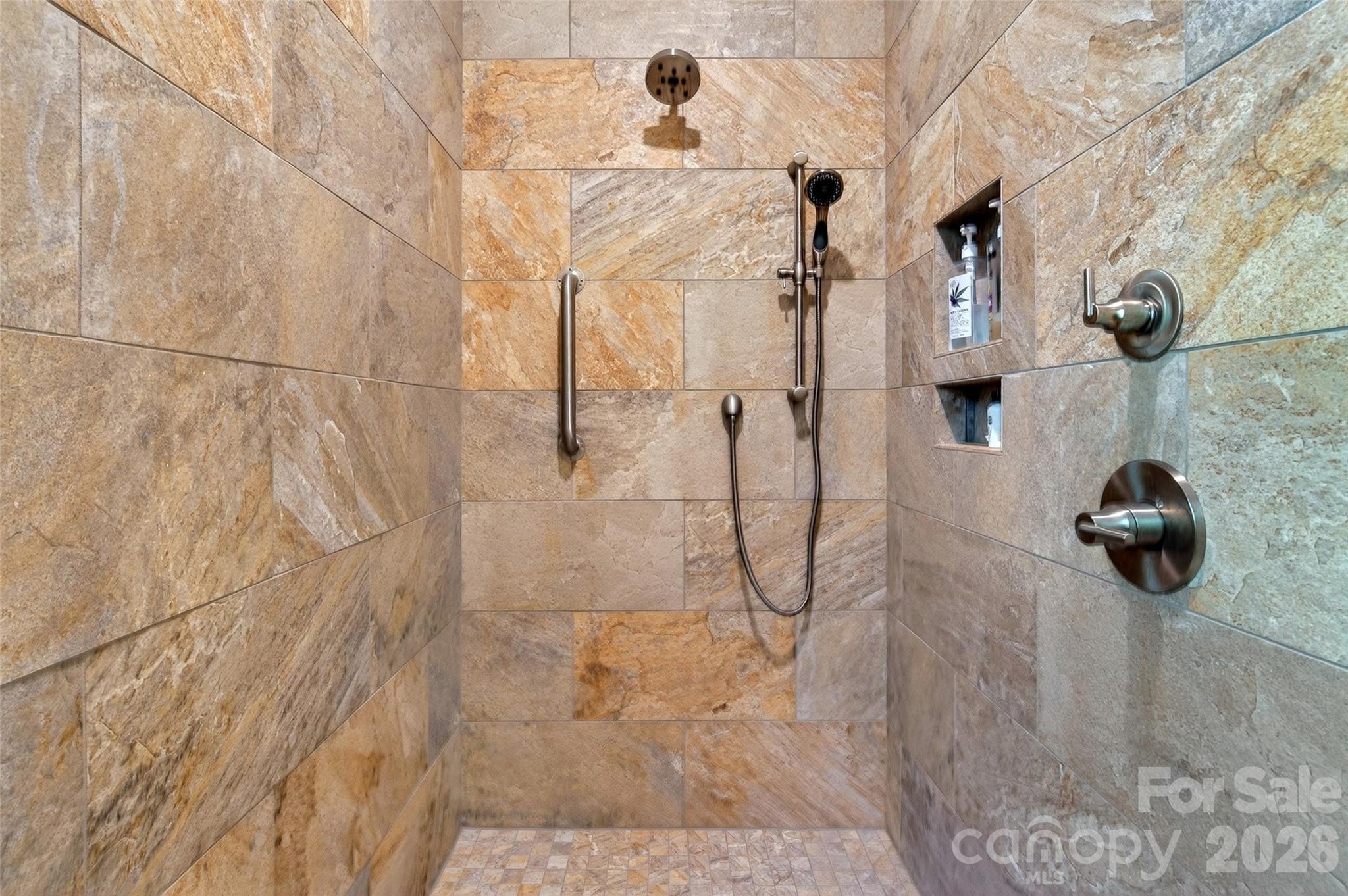 Henrys Glen - Residential