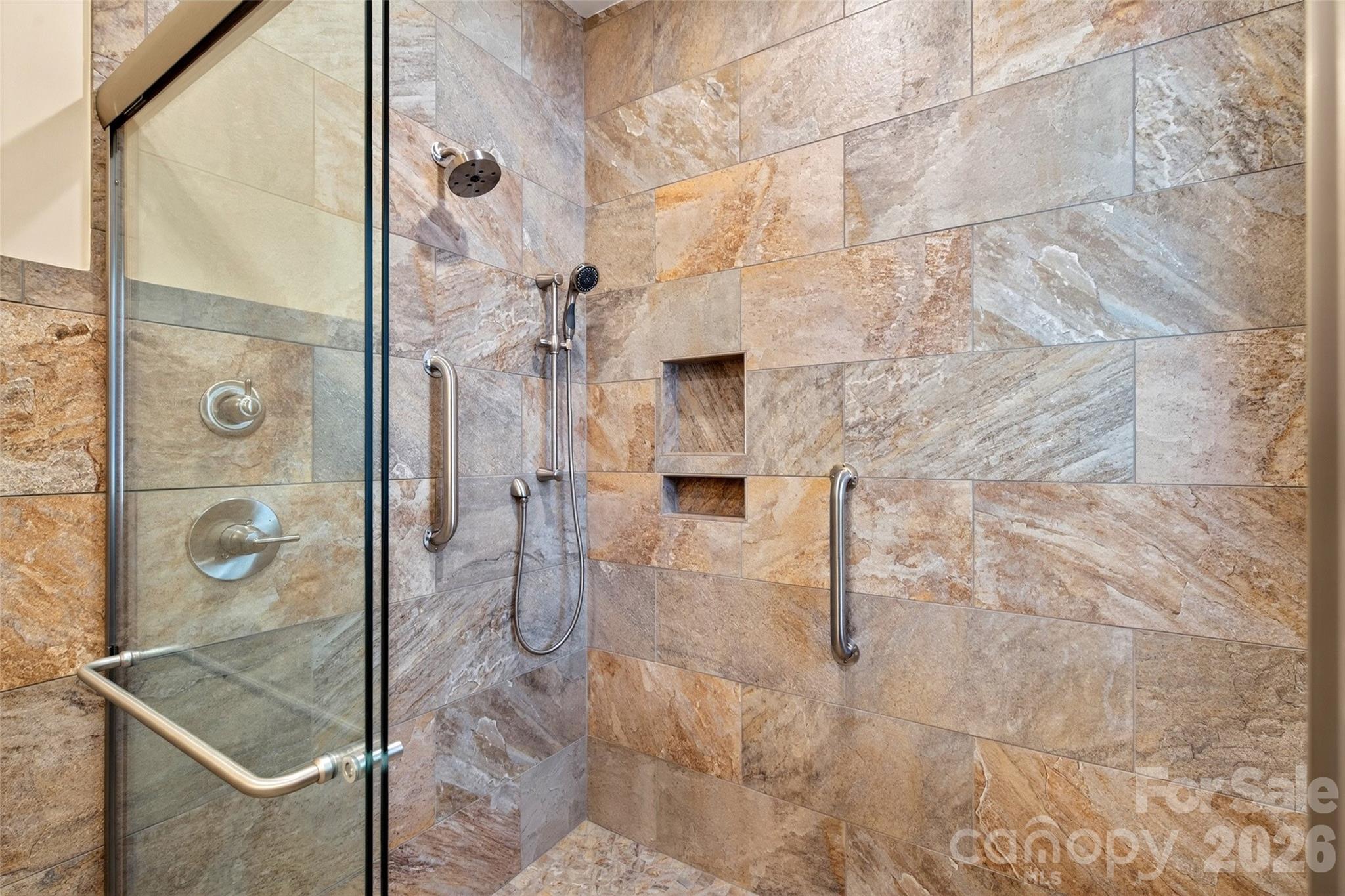 Henrys Glen - Residential