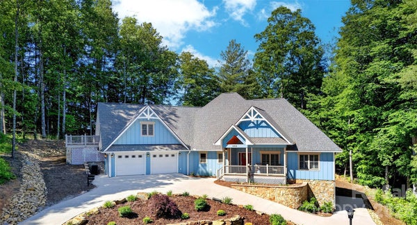 225 HENRYS GLEN DR, MORGANTON, NC 28655 - Image 5544878bd17ead59dfb6a855e8b1c0cf/445148780