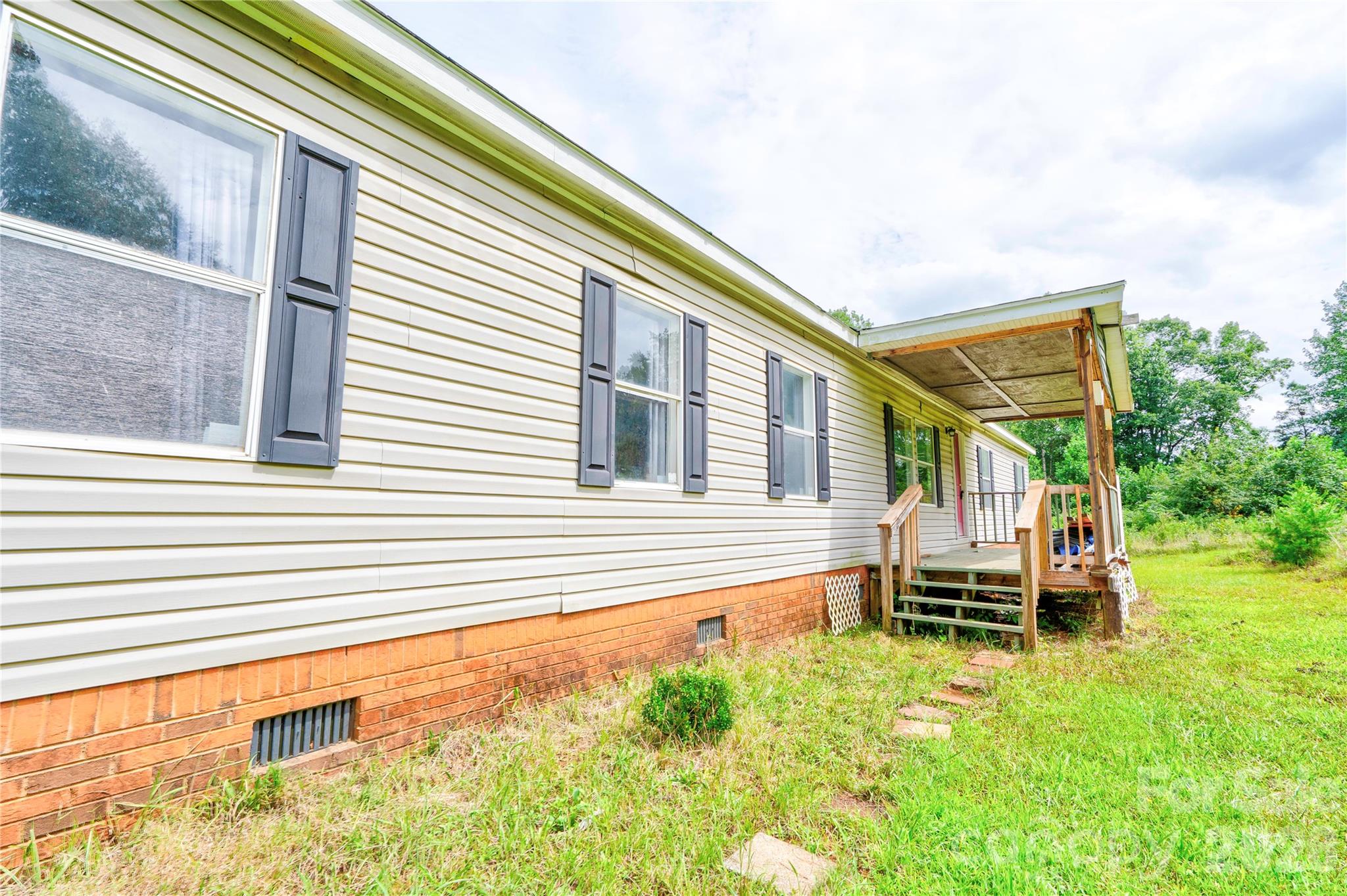 136 Foxhill Drive