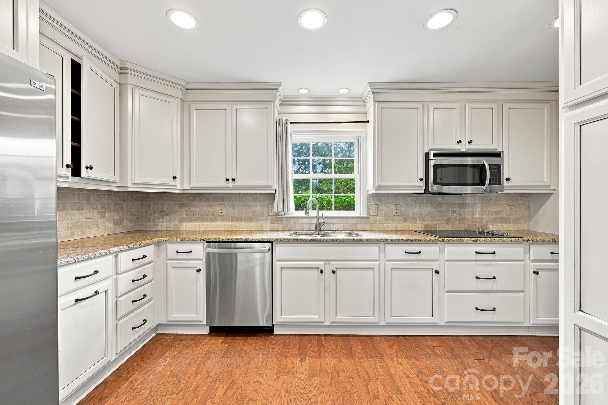 3528 Broadfield Road