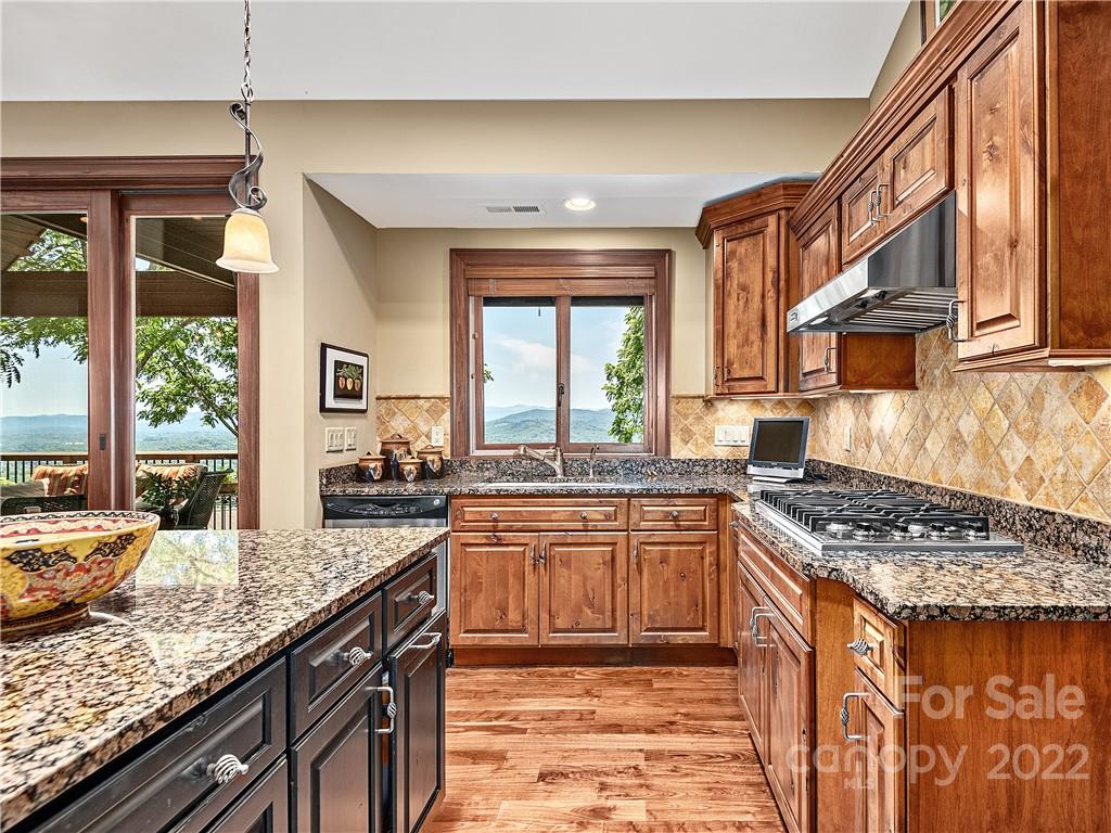 Reynolds Mountain - Residential