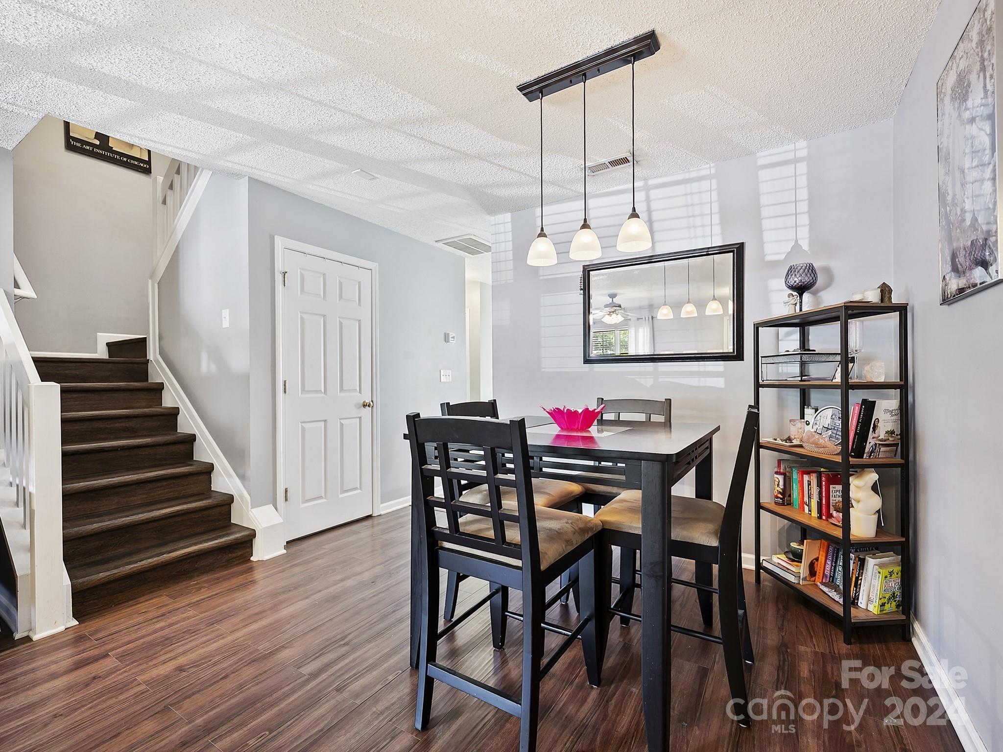 Windsor Trace - Residential