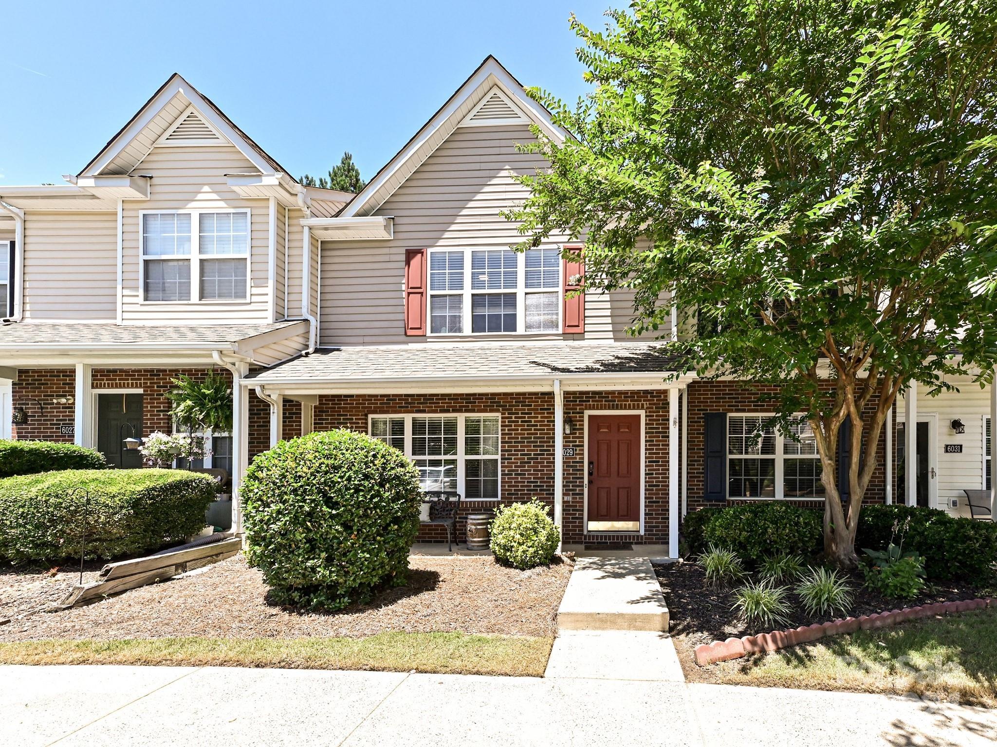 Windsor Trace - Residential