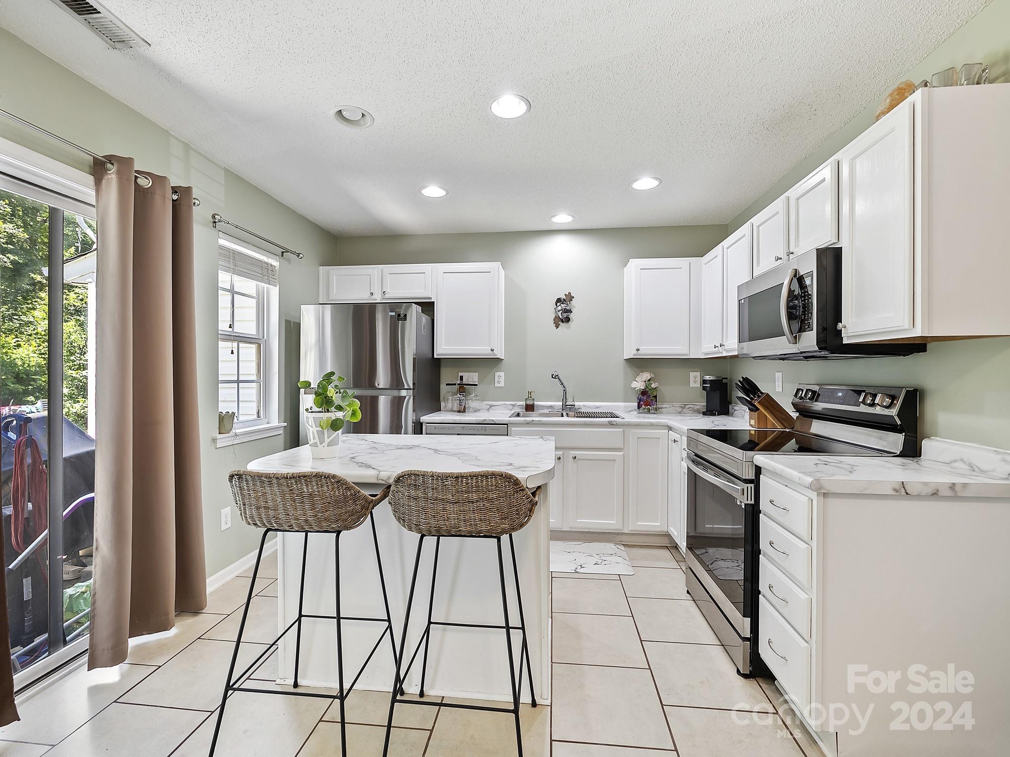 Windsor Trace - Residential