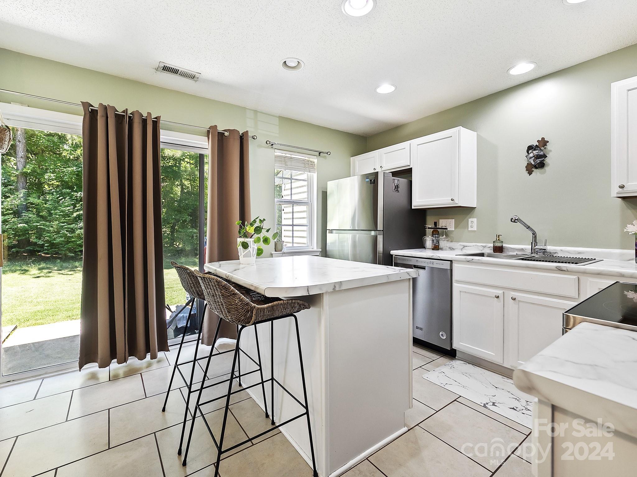 Windsor Trace - Residential