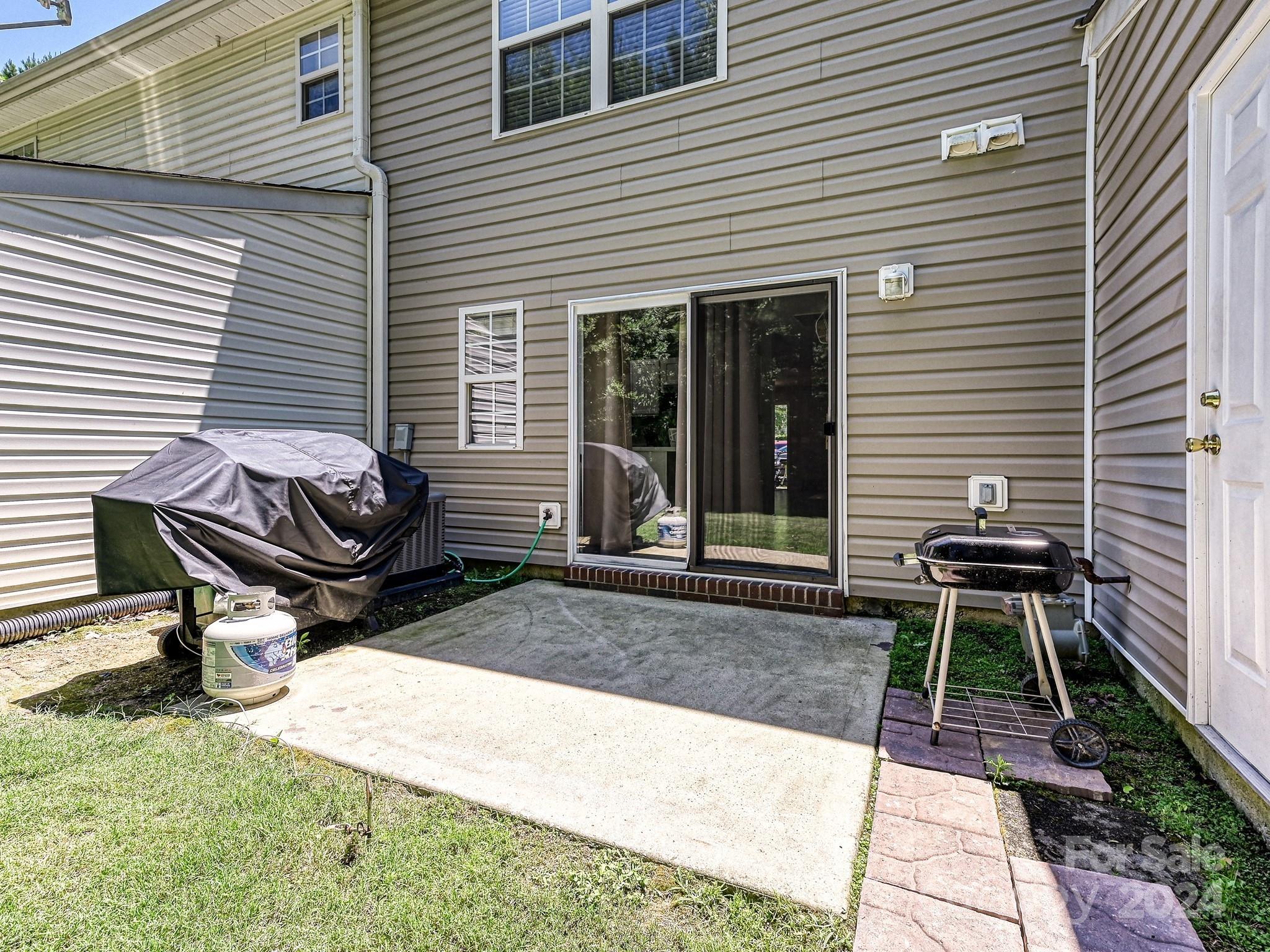 Windsor Trace - Residential