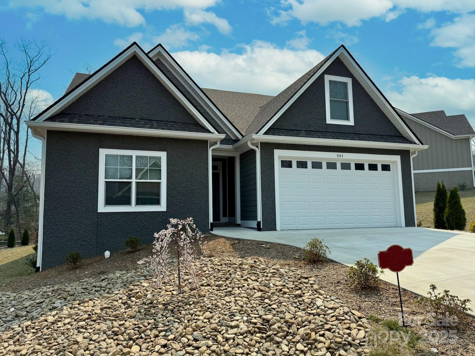 241 Millbrae Loop