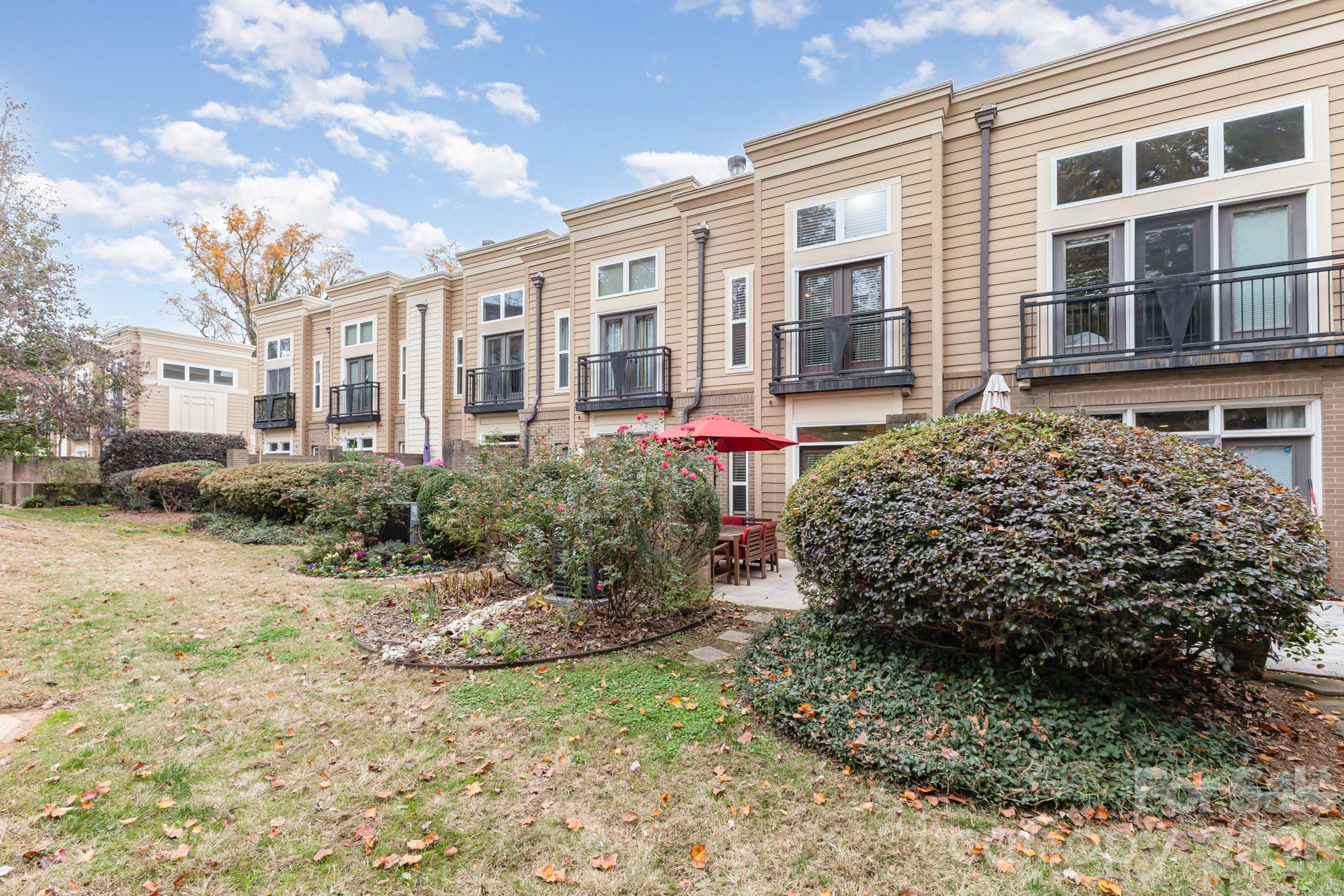 Elizabeth - Residential