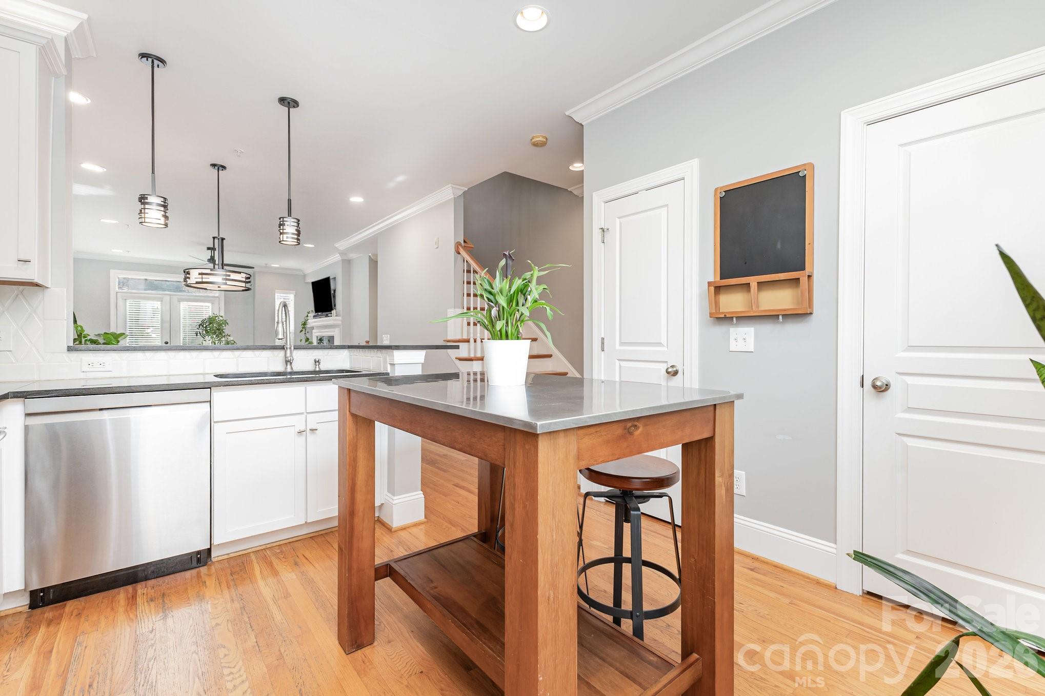 Elizabeth - Residential